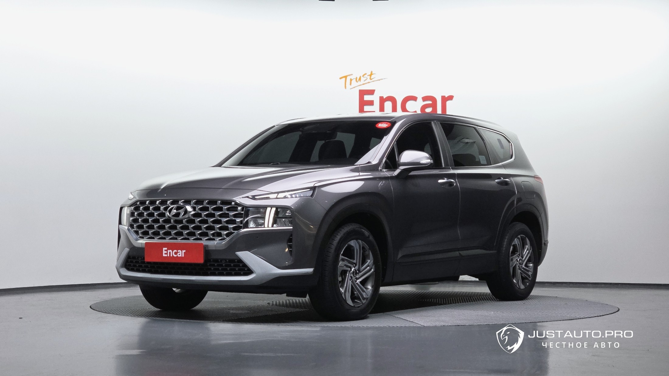 Автомобиль Hyundai Santafe