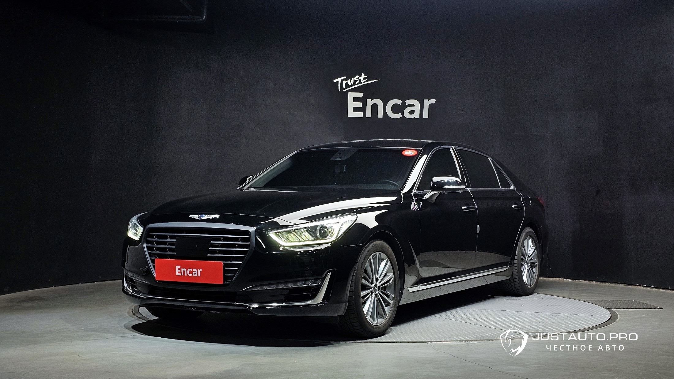 Автомобиль Genesis EQ900