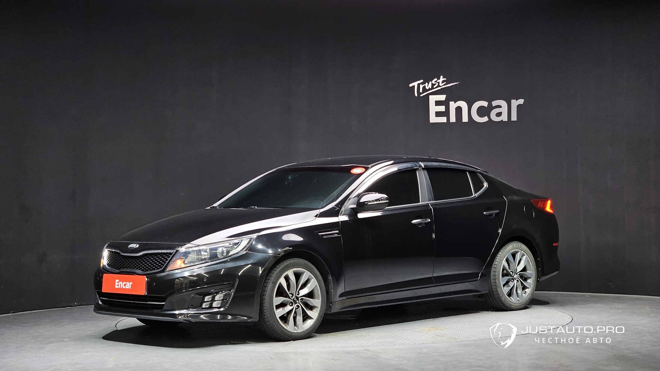 Автомобиль Kia K5