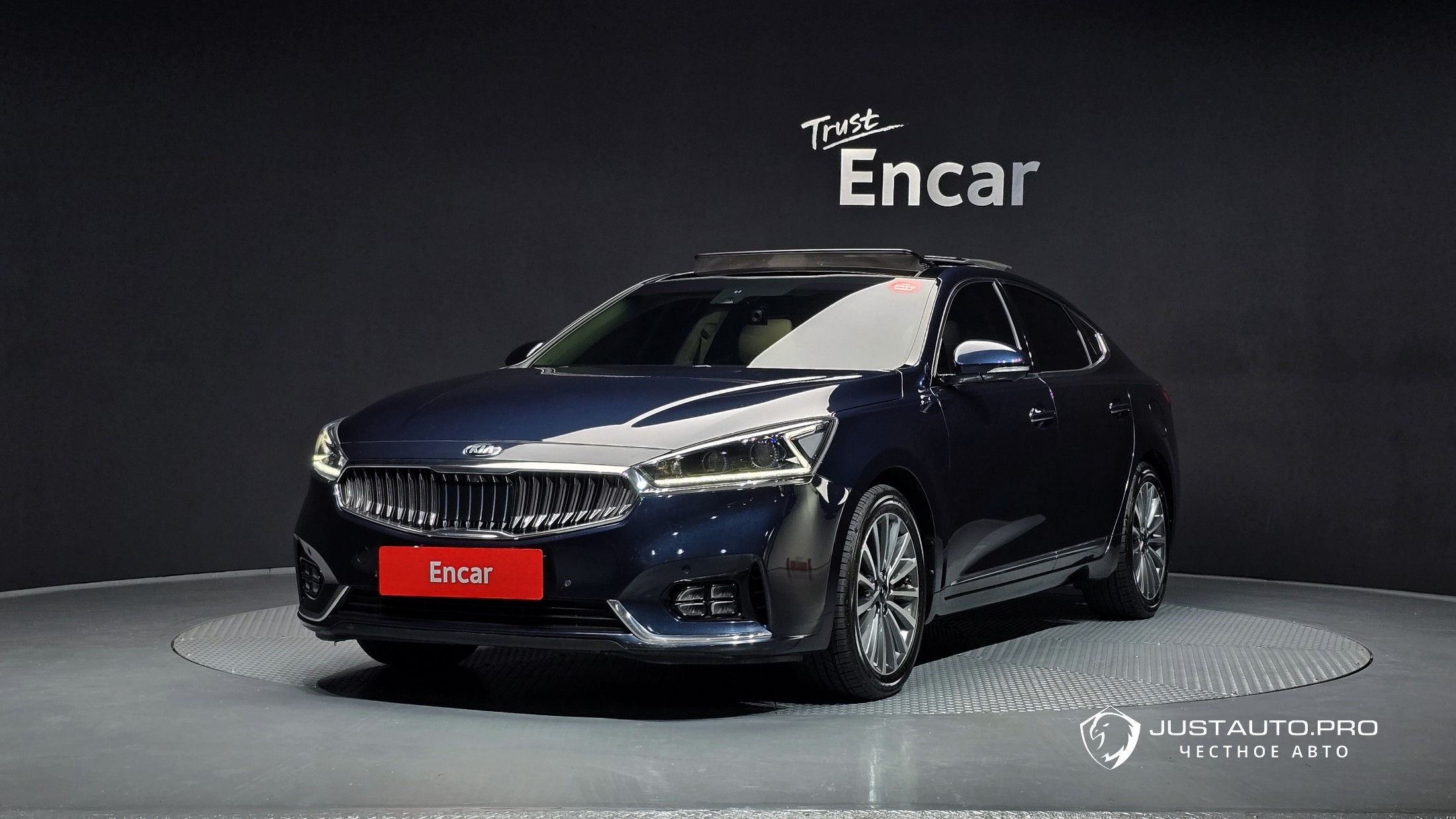 Автомобиль Kia K7