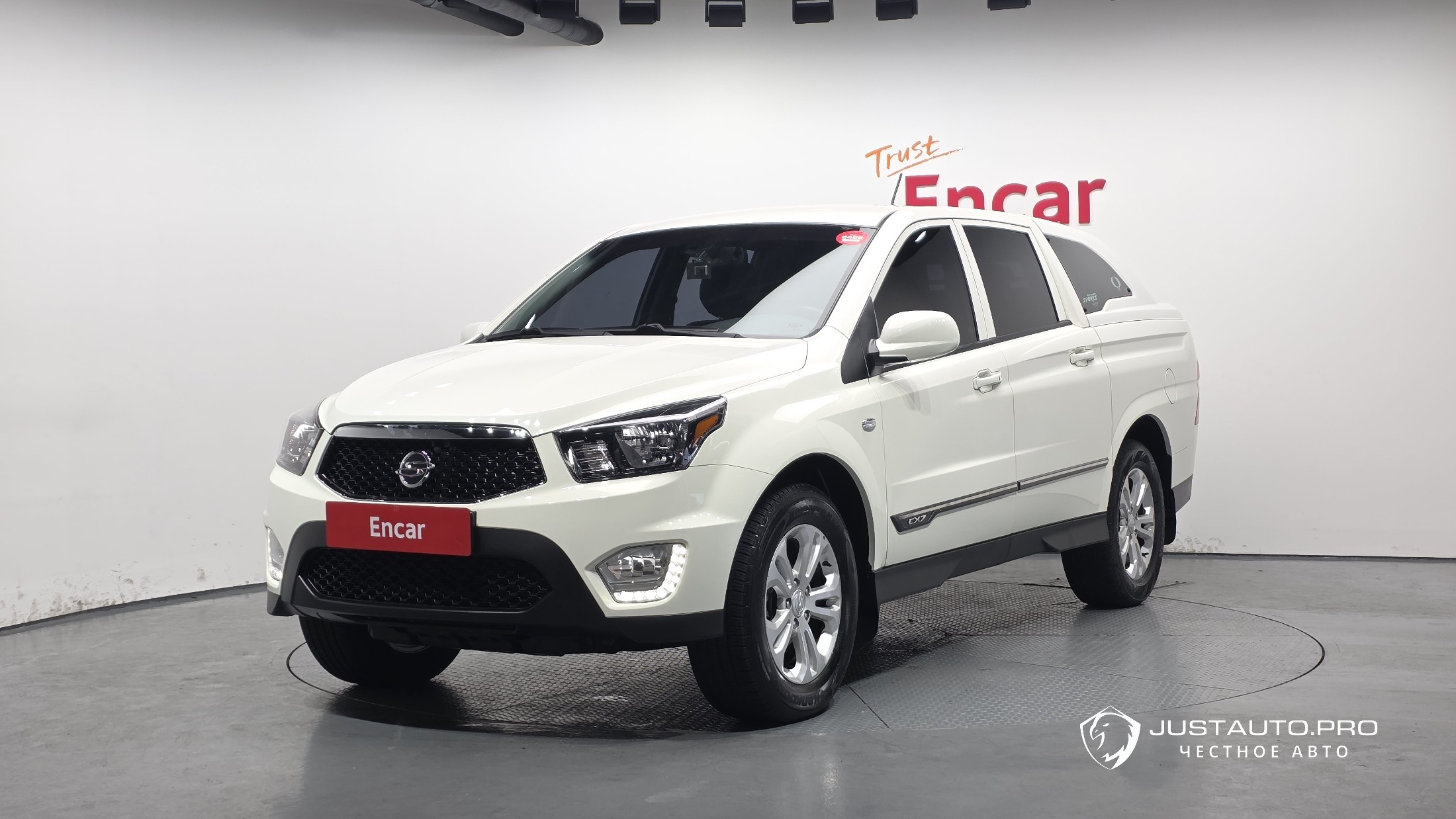Автомобиль KG_Mobility_Ssangyong KORANDO