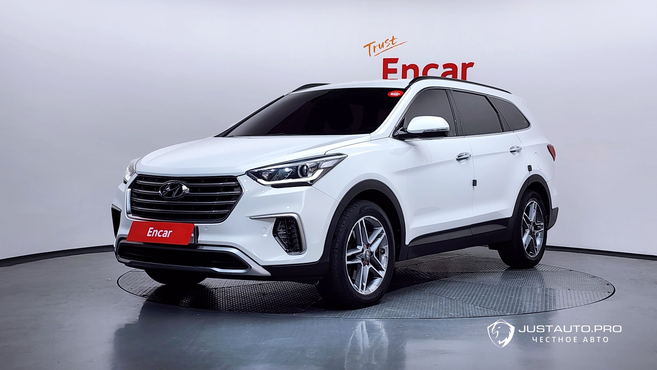 Автомобиль Hyundai Maxcruz