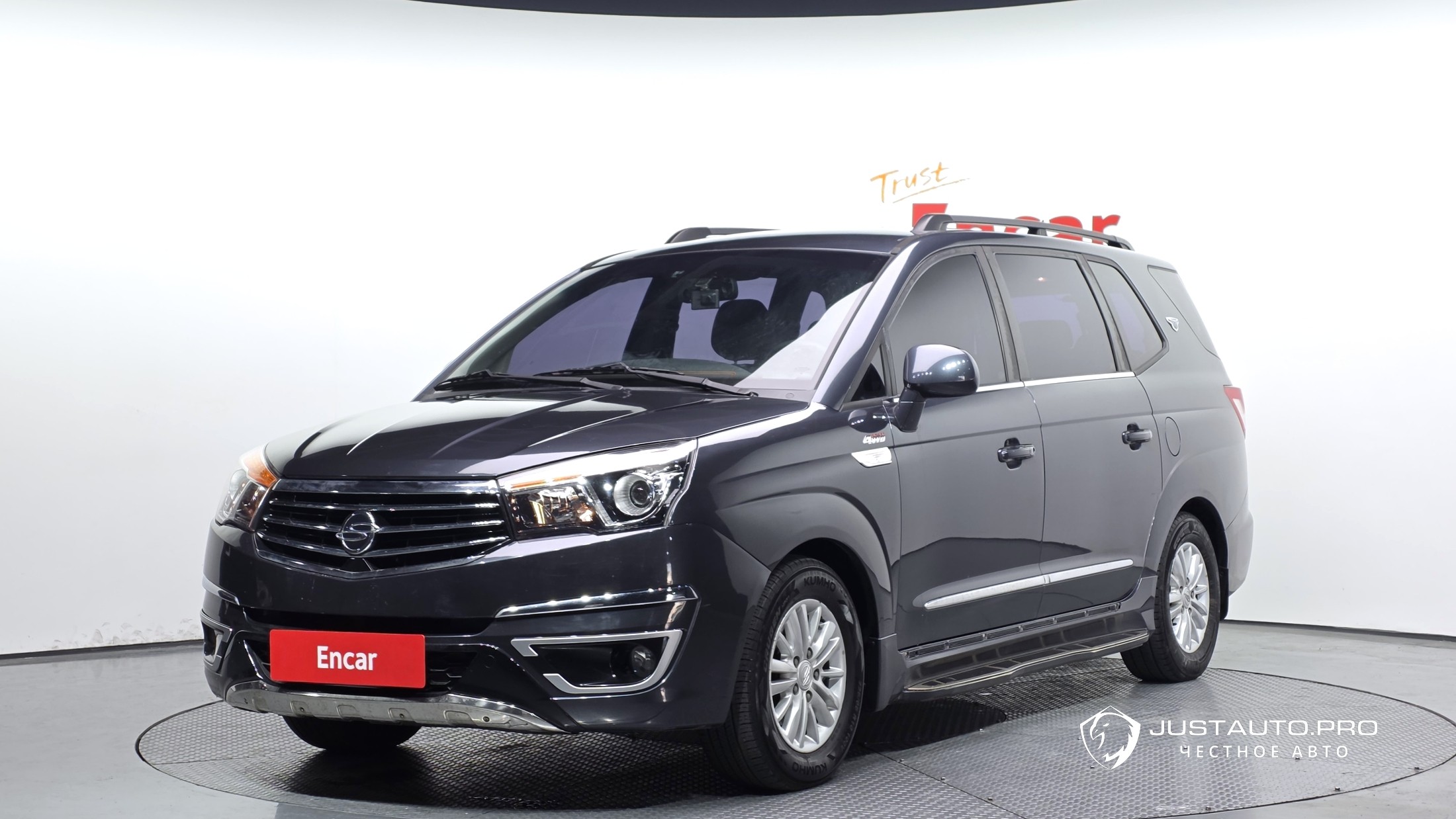 Автомобиль KG_Mobility_Ssangyong KORANDO