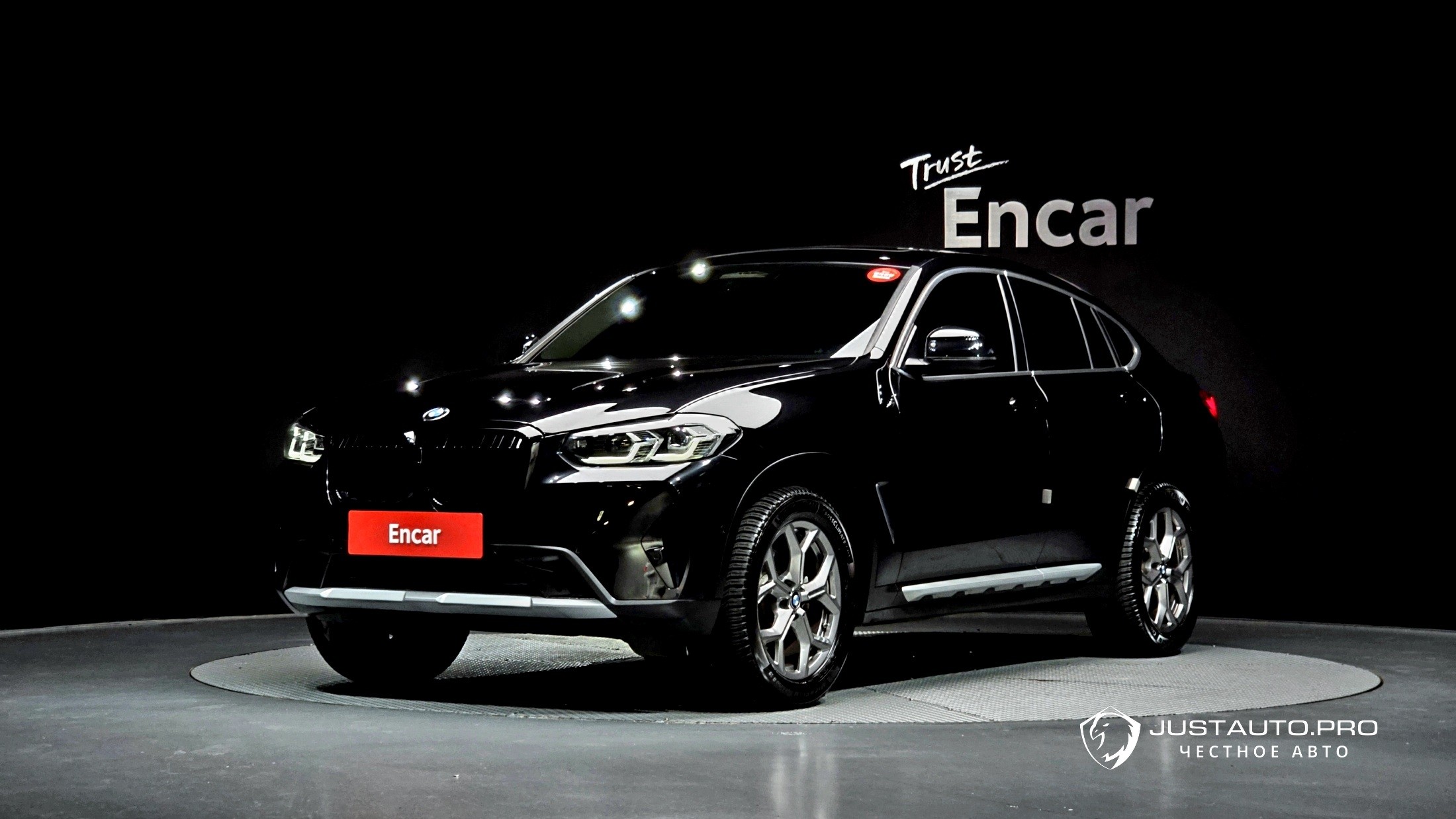 Автомобиль BMW X4