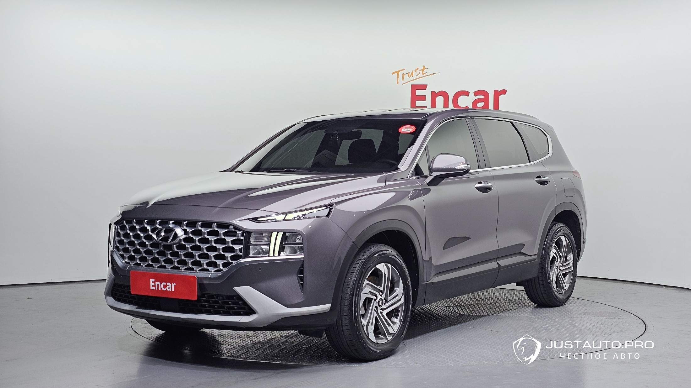 Автомобиль Hyundai Santafe