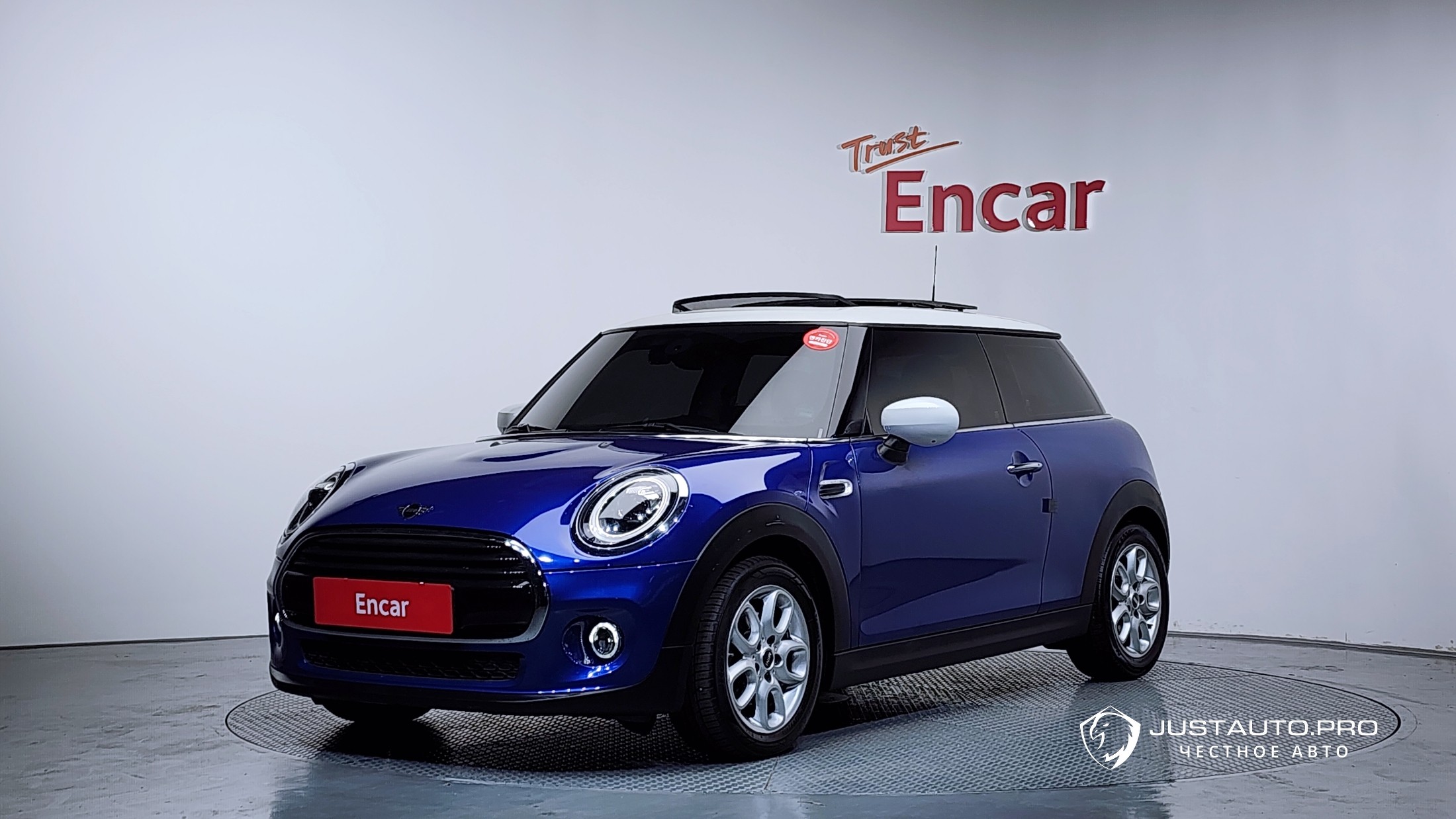 Автомобиль Mini Cooper