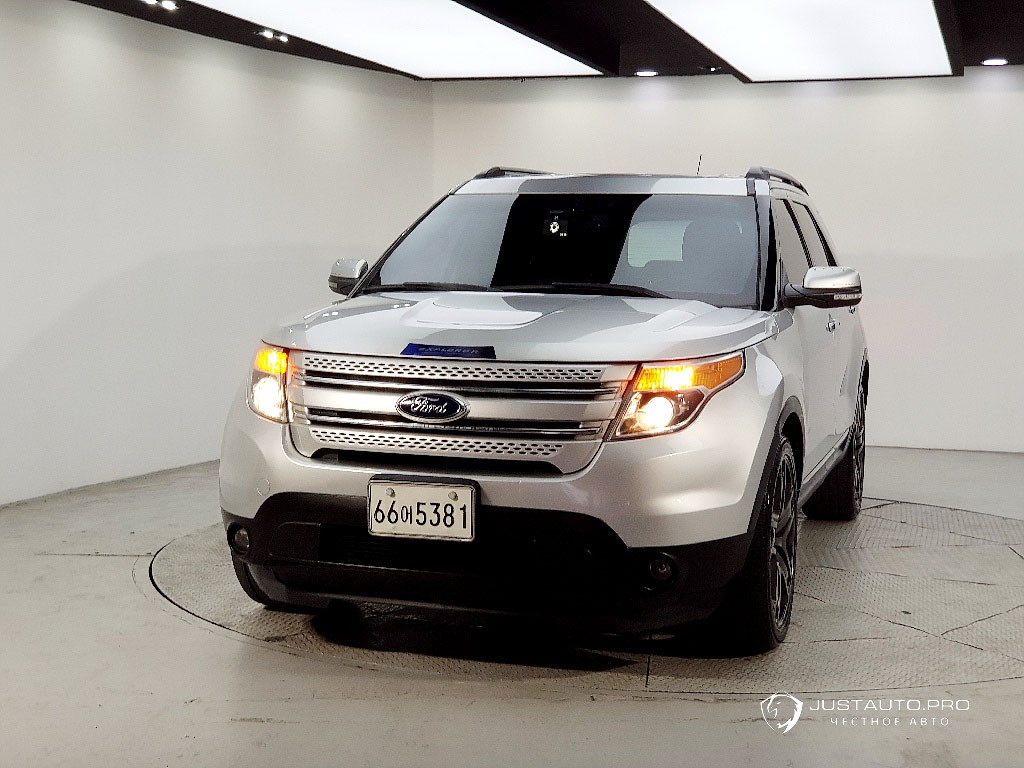 Автомобиль Ford Explorer