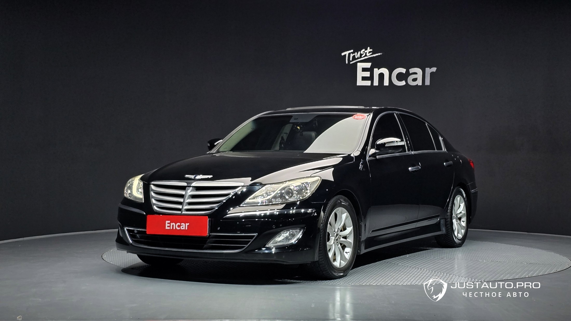 Автомобиль Hyundai Genesis