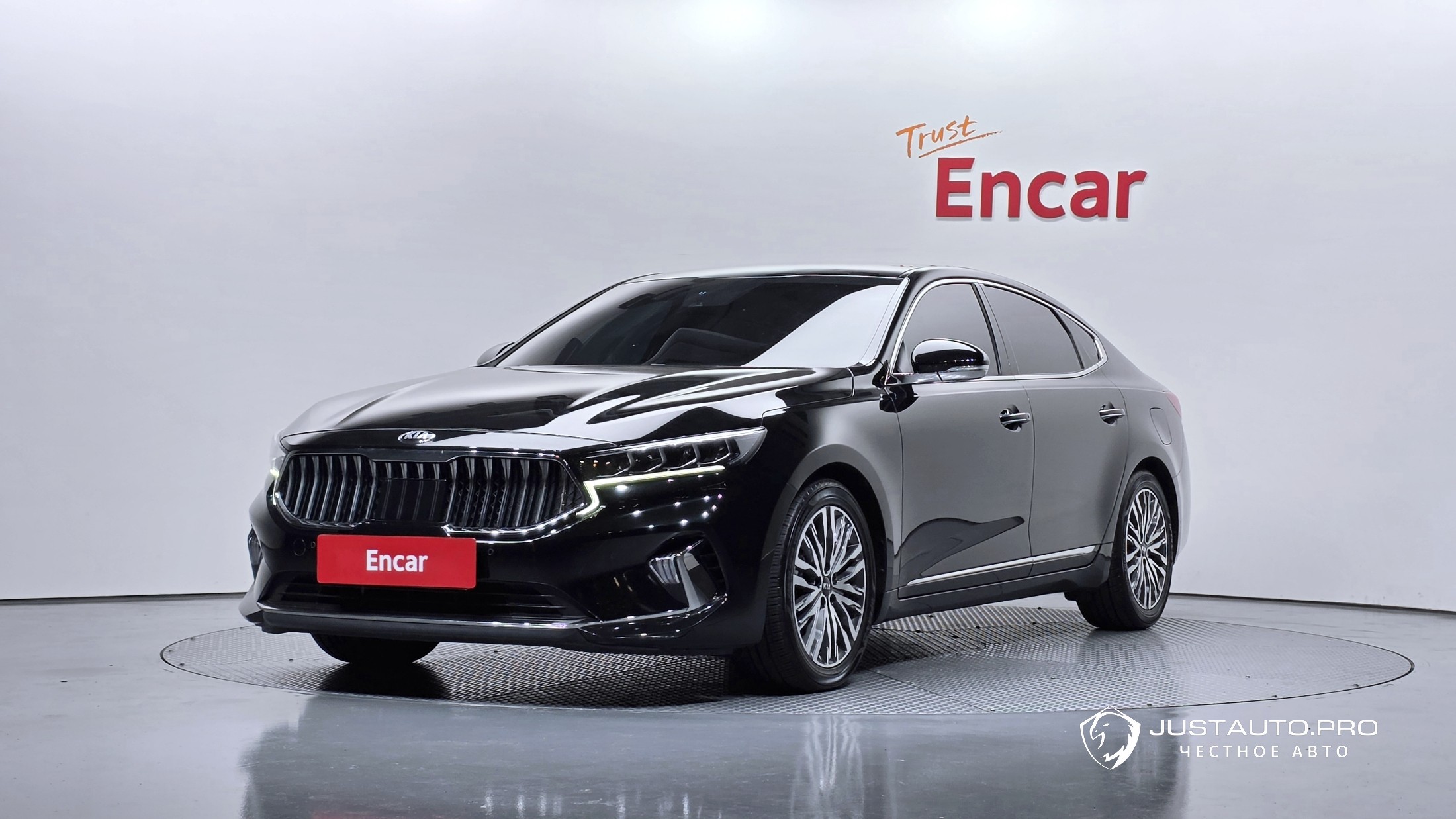 Автомобиль Kia K7