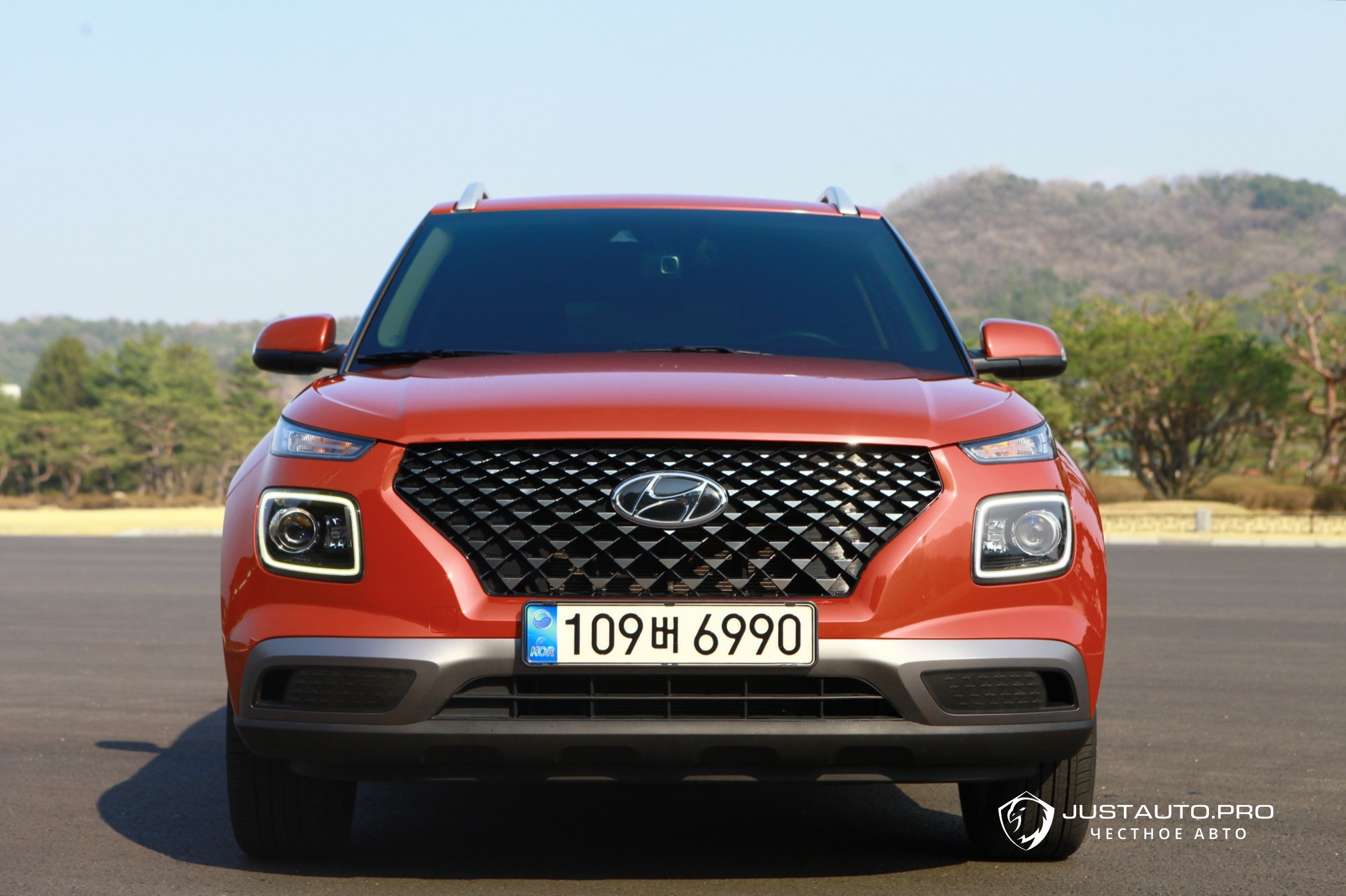Автомобиль Hyundai Venue