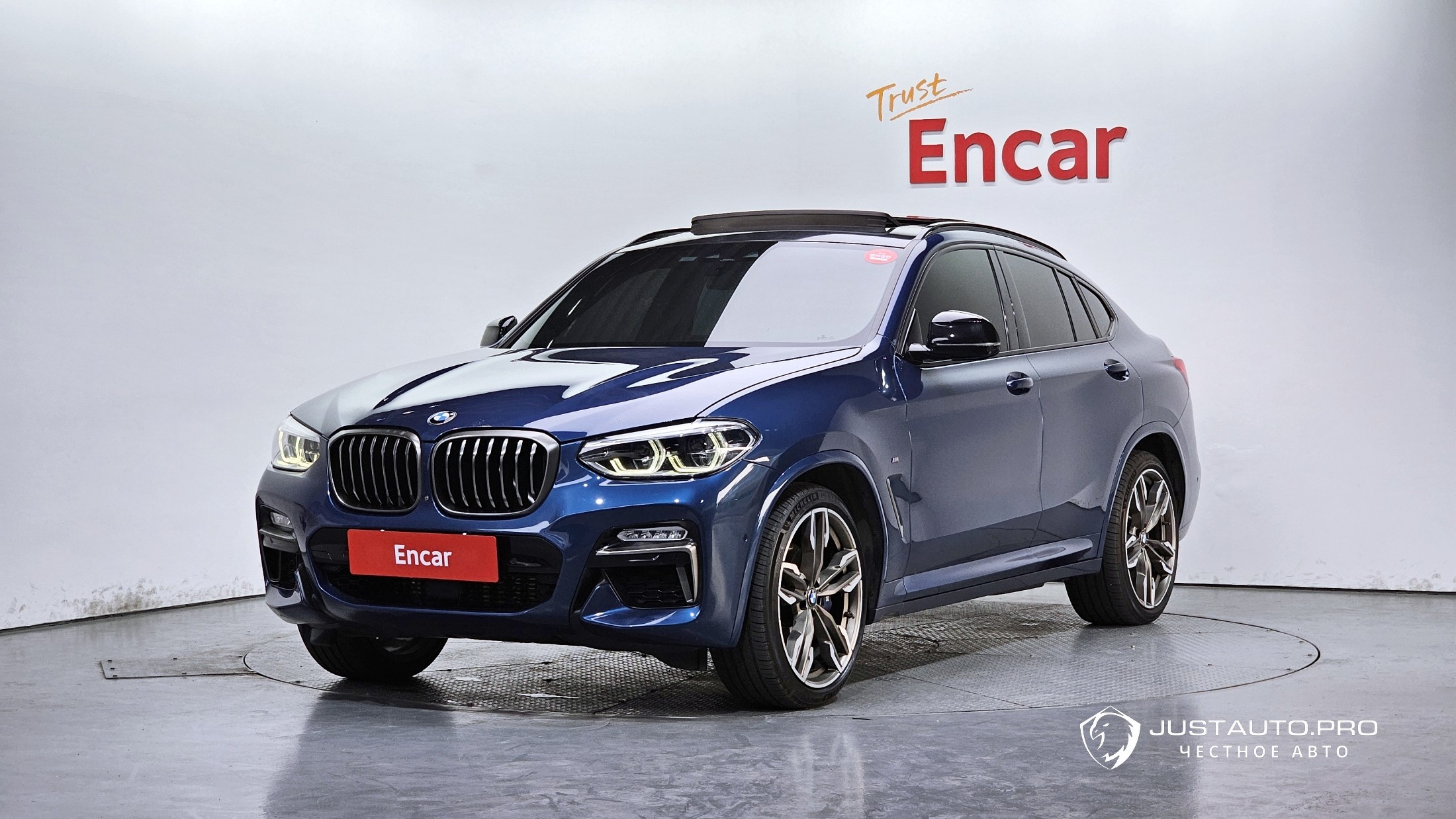 Автомобиль BMW X4