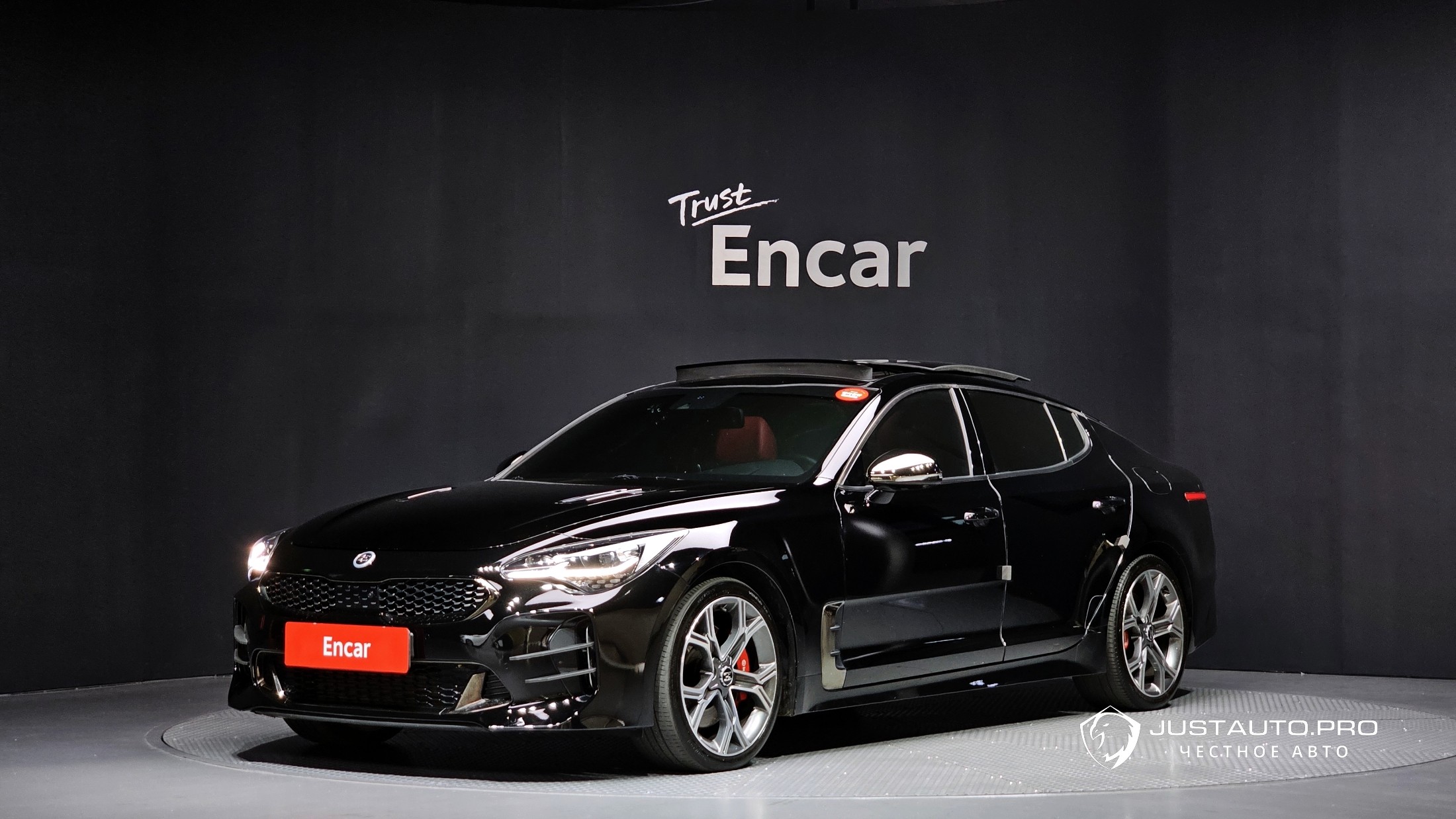 Автомобиль Kia Stinger