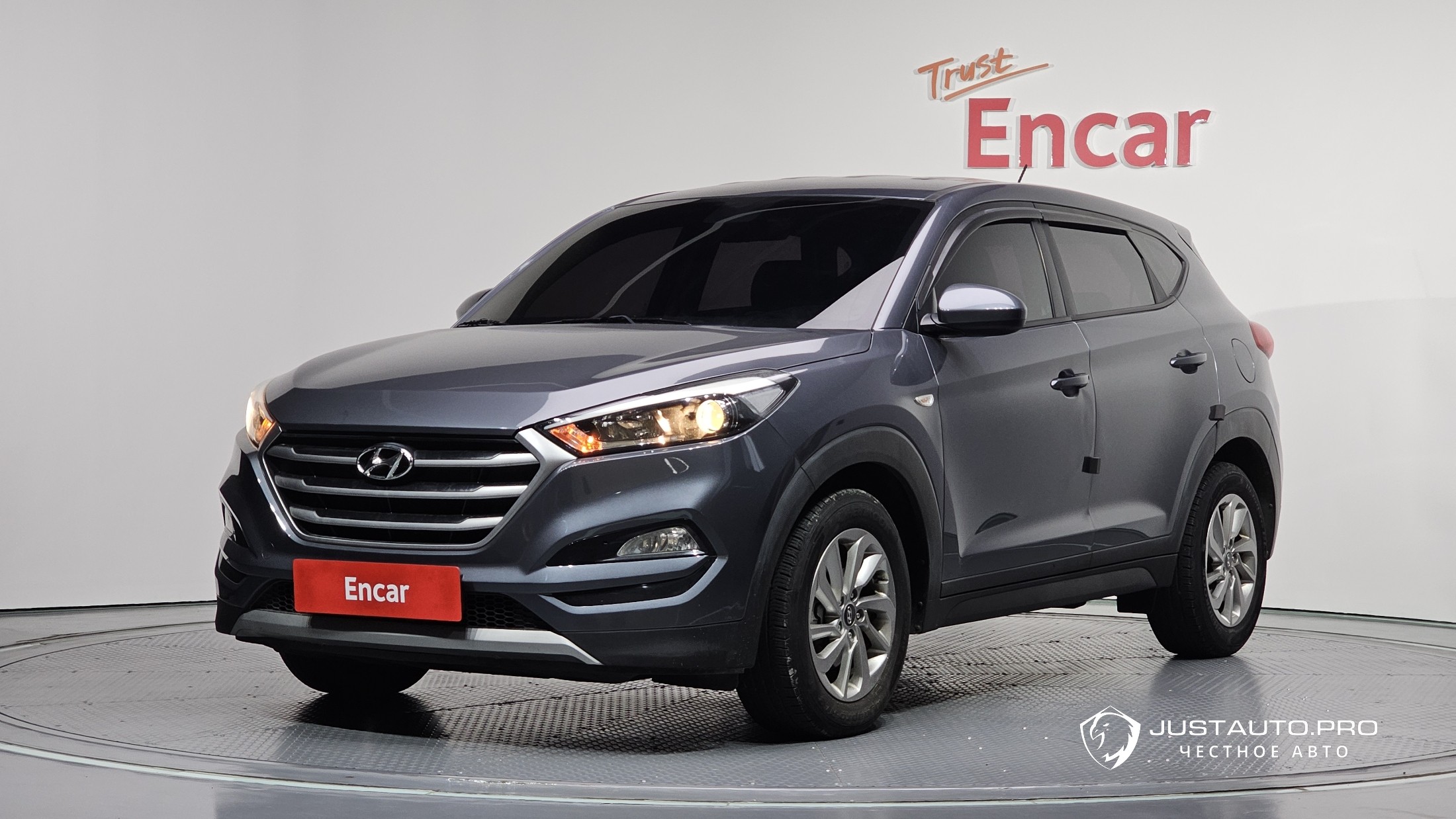 Автомобиль Hyundai Tucson