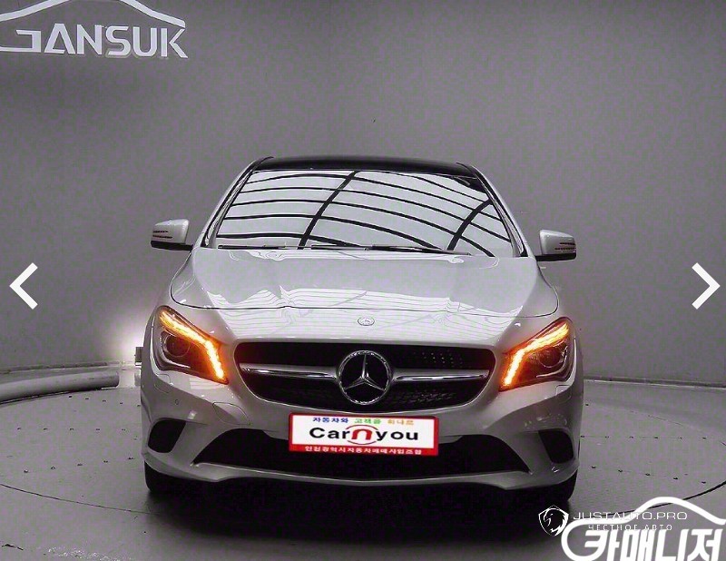 Автомобиль Mercedes-Benz CLA-Class