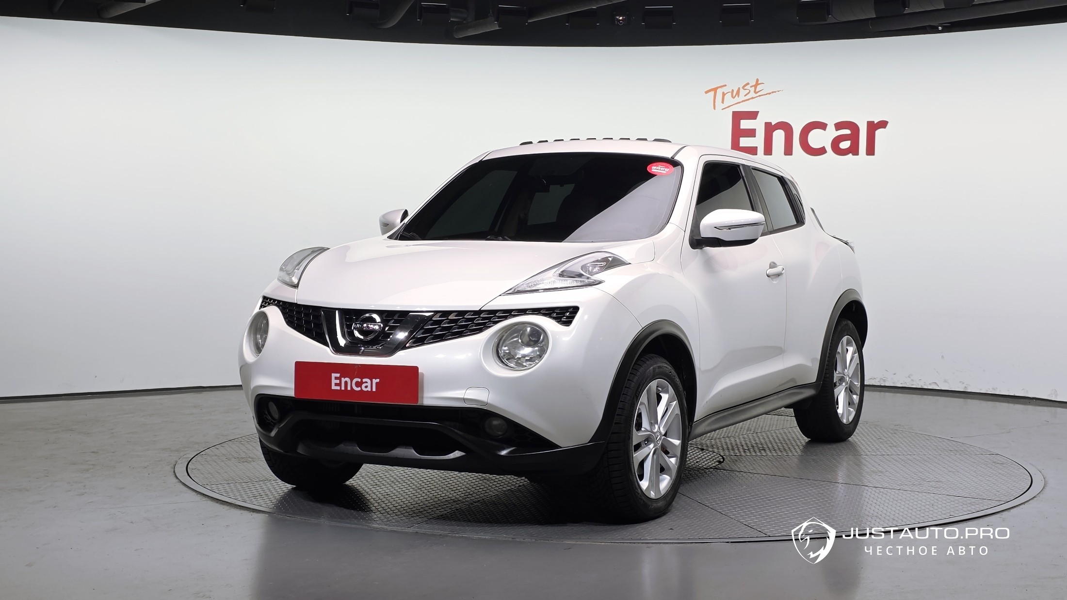 Автомобиль Nissan Juke