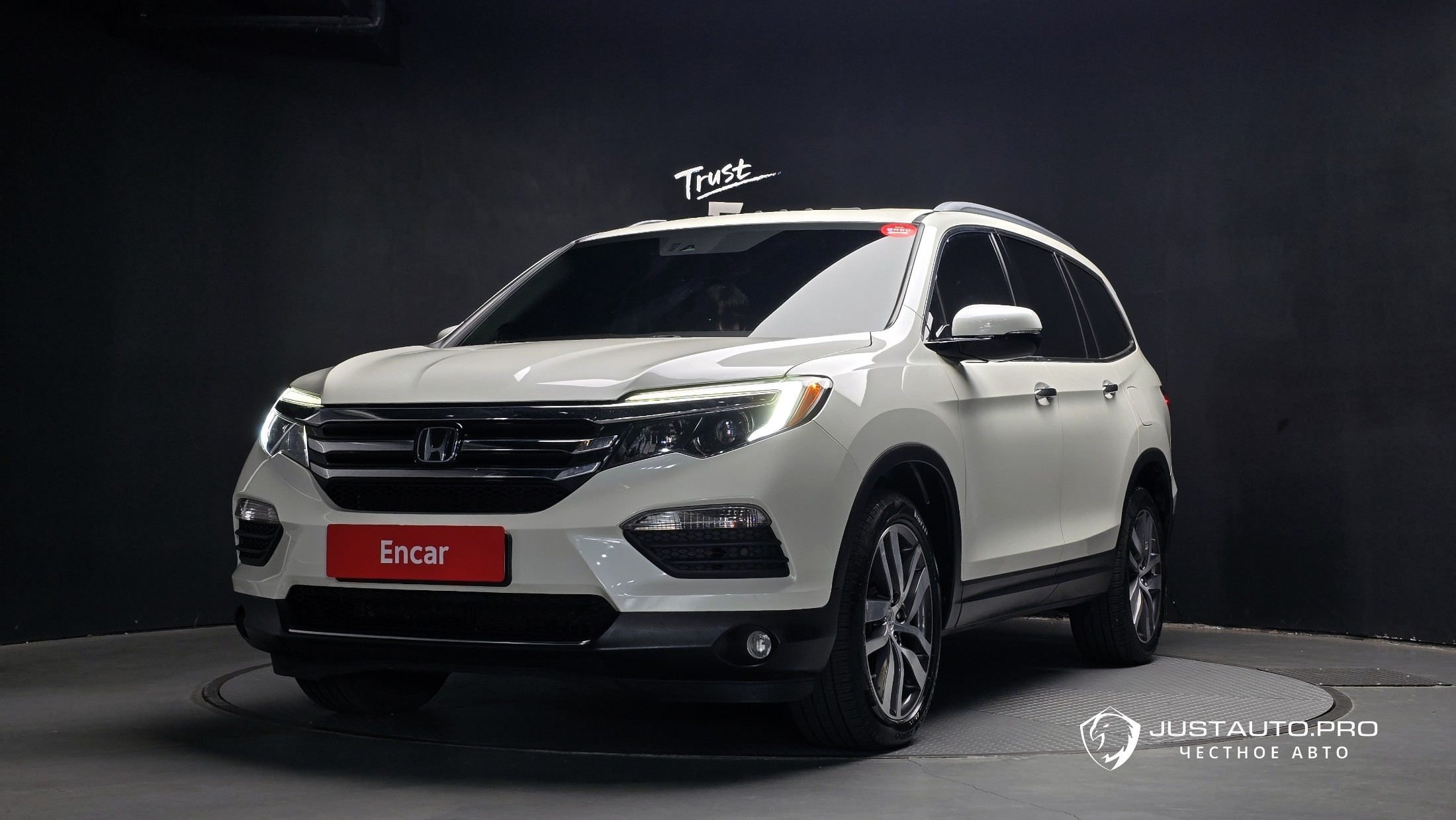Автомобиль Honda Pilot