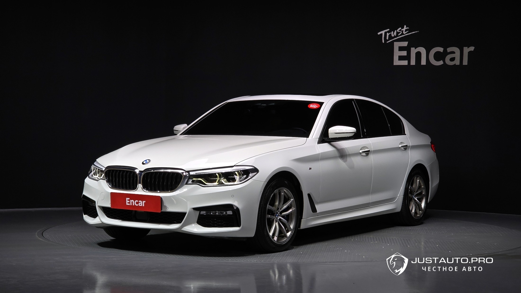 Автомобиль BMW 5-Series