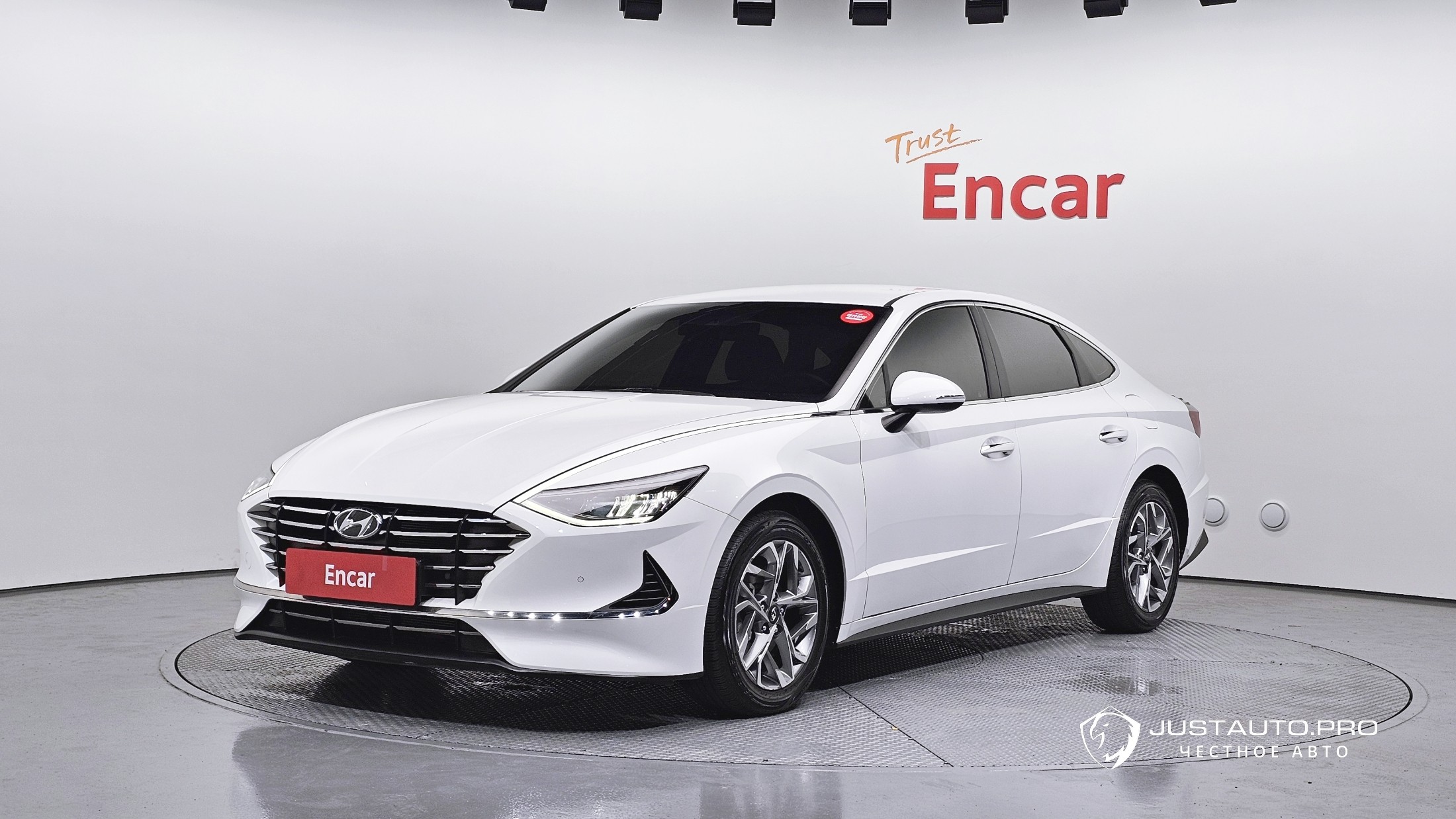 Автомобиль Hyundai Sonata