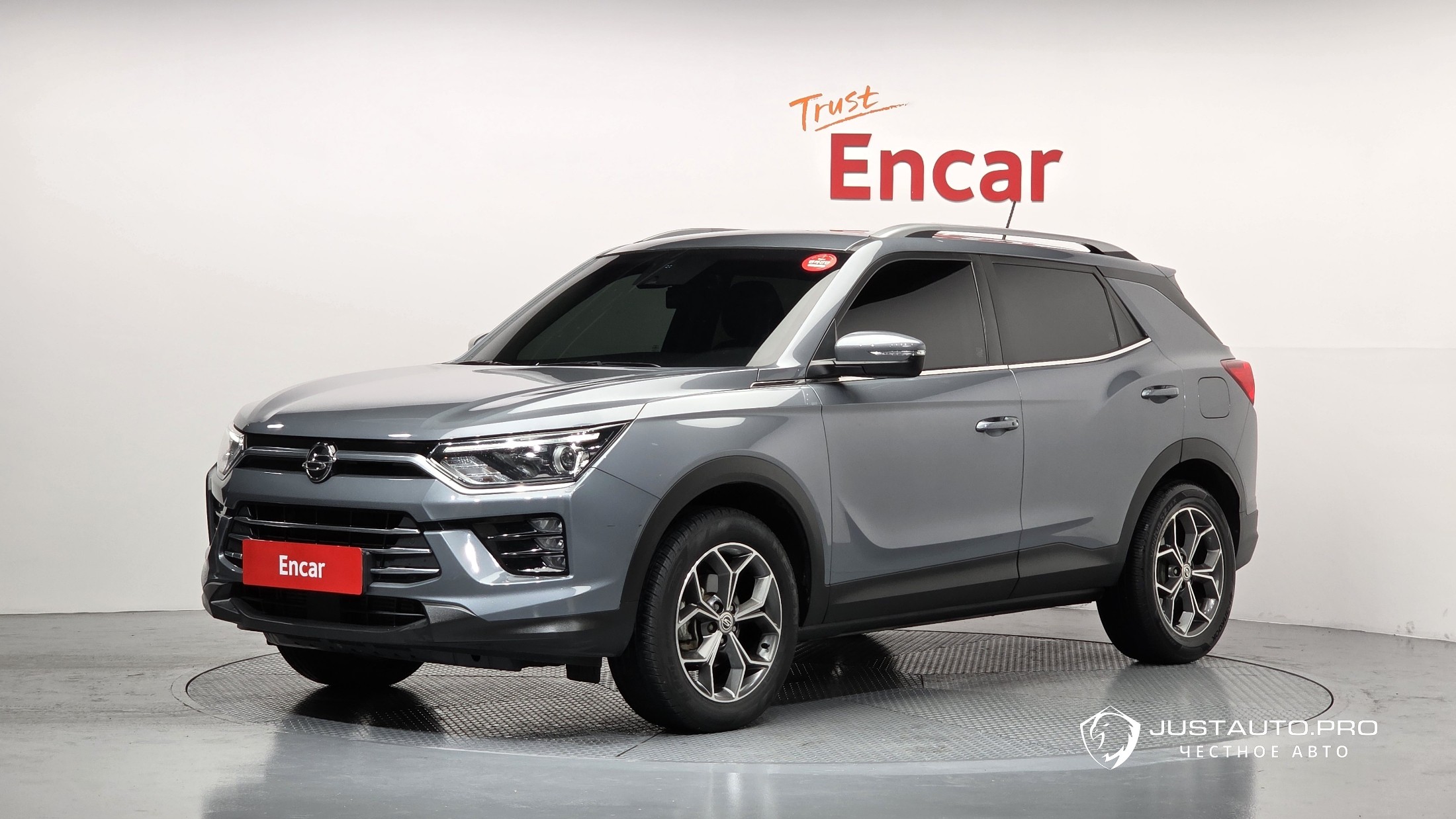 Автомобиль KG_Mobility_Ssangyong KORANDO