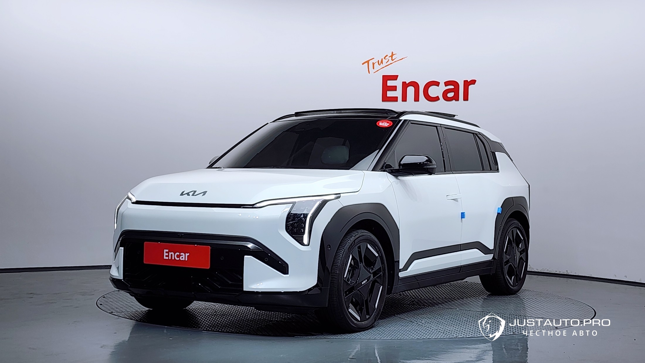 Автомобиль Kia EV3
