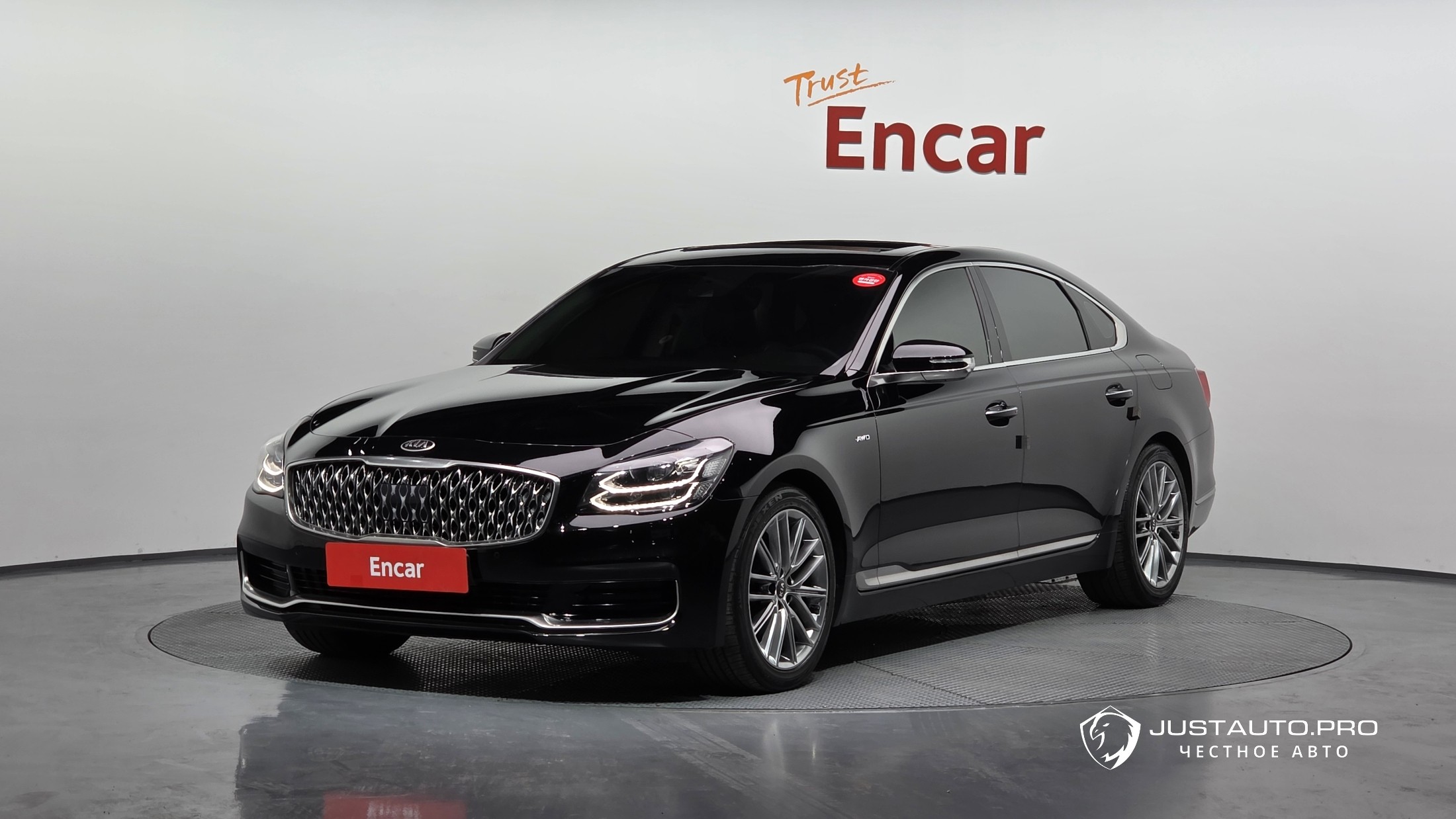 Автомобиль Kia K9