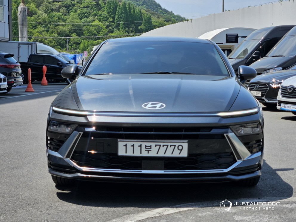 Автомобиль Hyundai Sonata