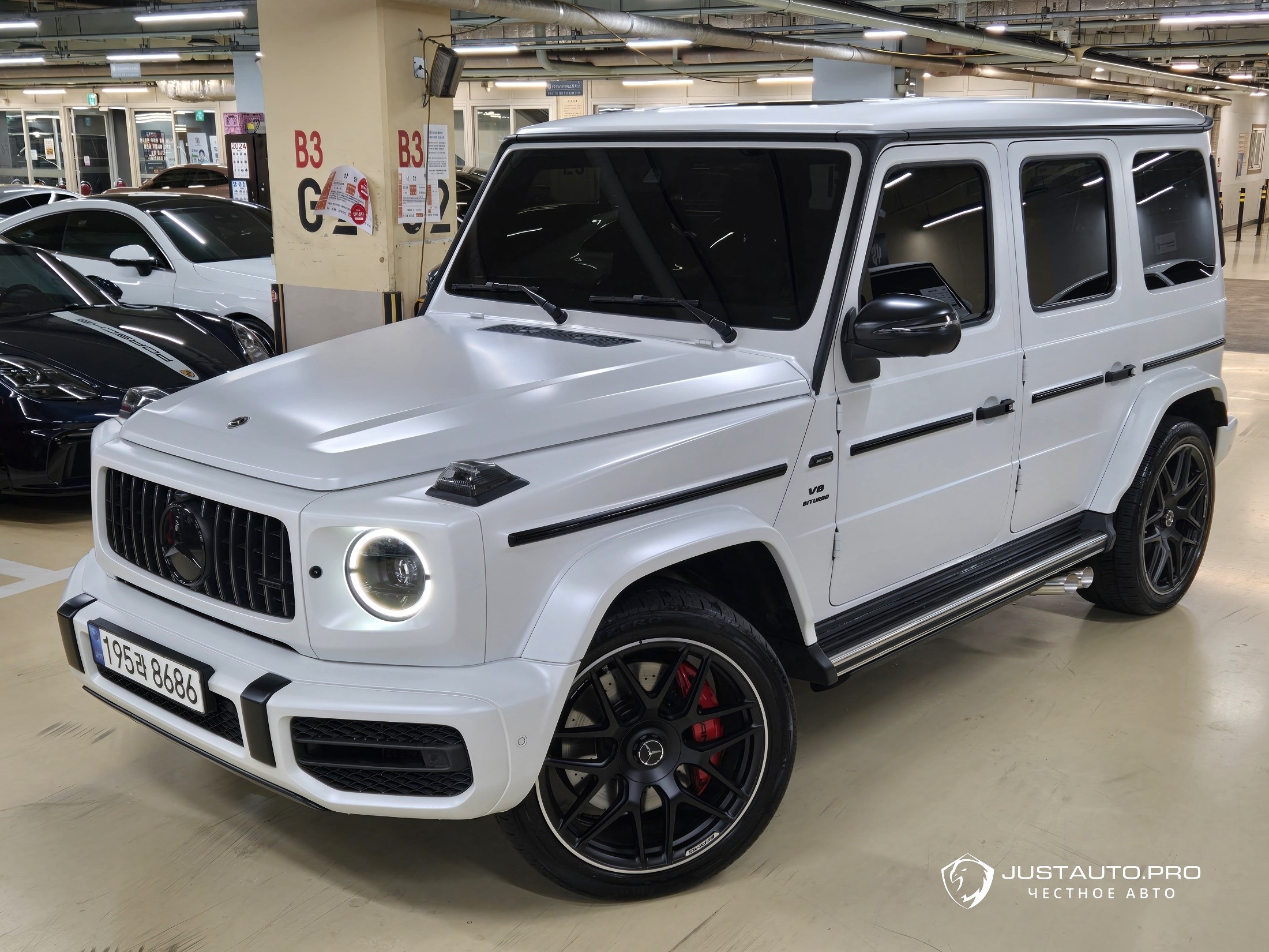 Автомобиль Mercedes-Benz G-Class