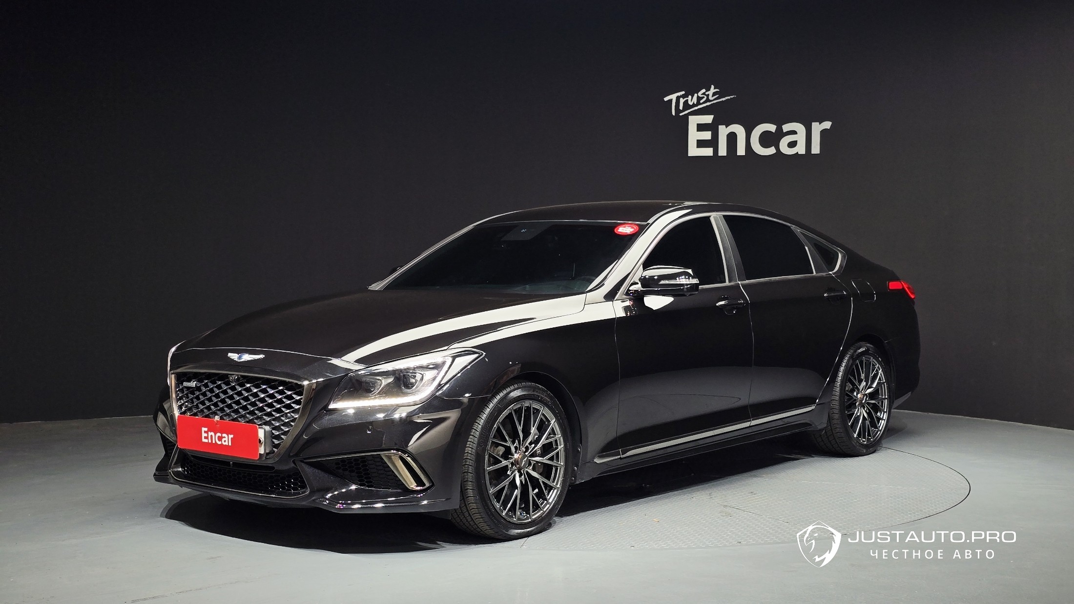 Автомобиль Genesis G80