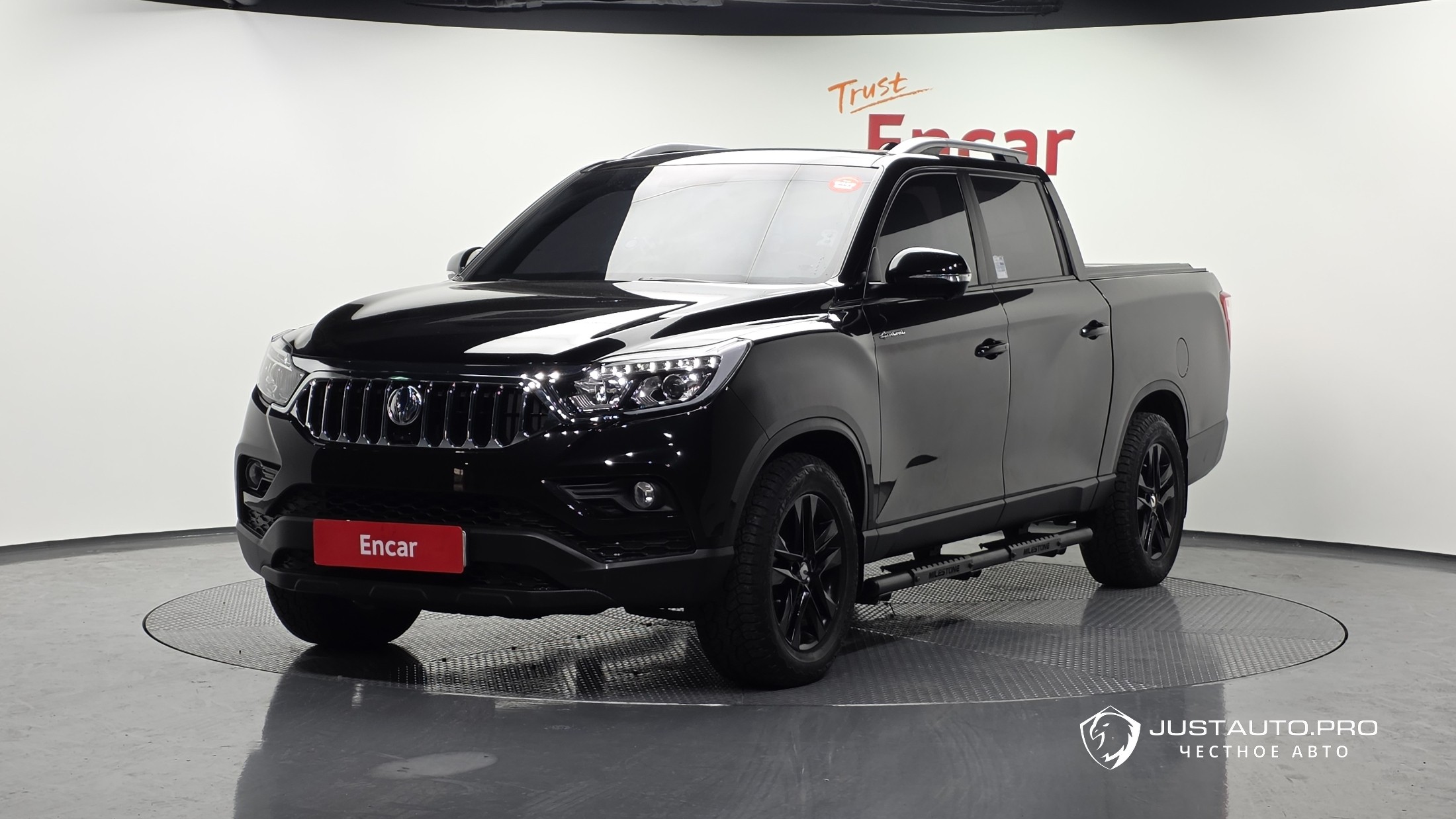 Автомобиль KG_Mobility_Ssangyong Rexton