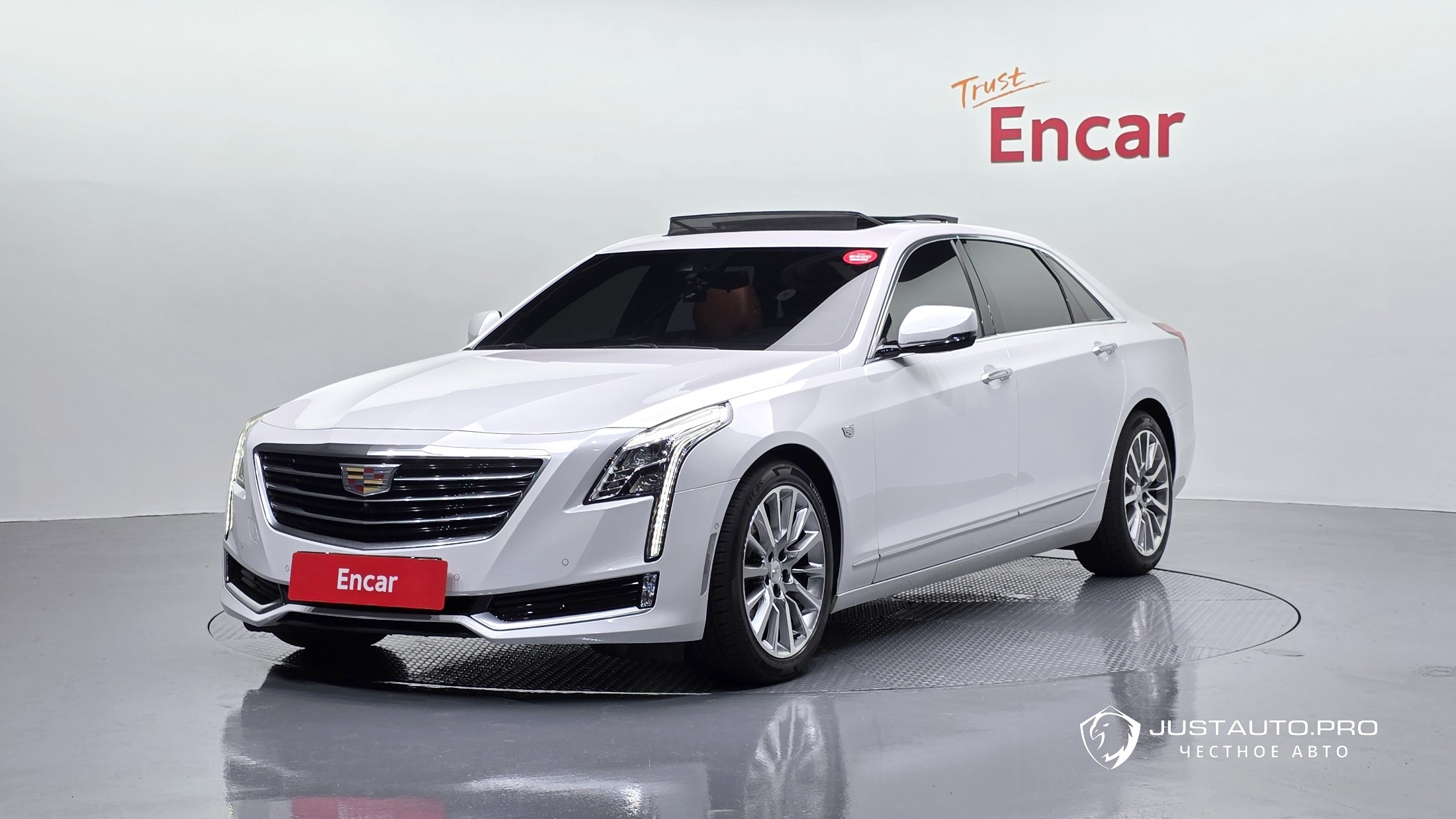 Автомобиль Cadillac CT6