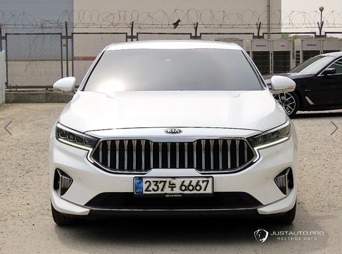 Автомобиль Kia K7