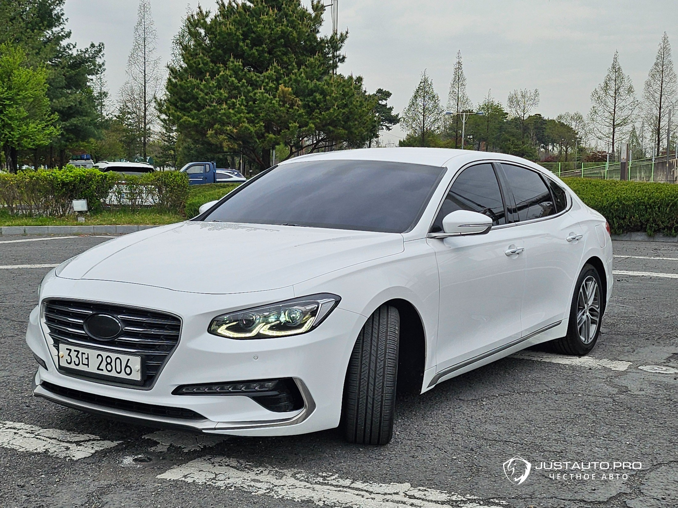 Автомобиль Hyundai Grandeur