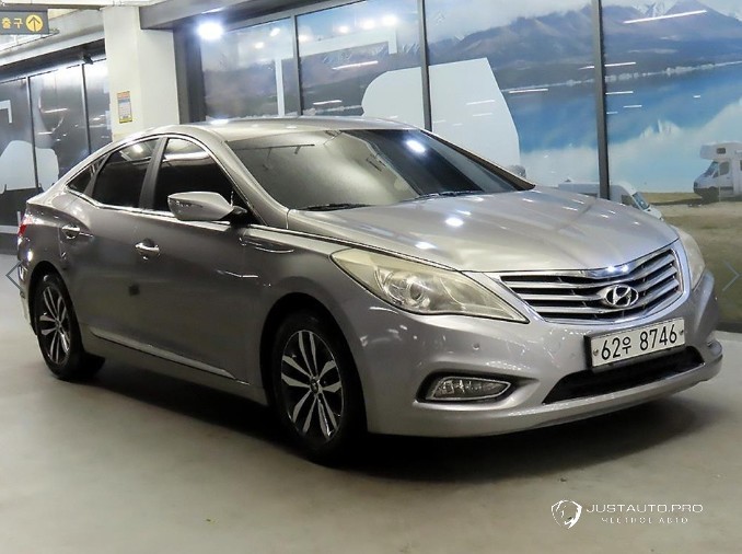Автомобиль Hyundai Grandeur