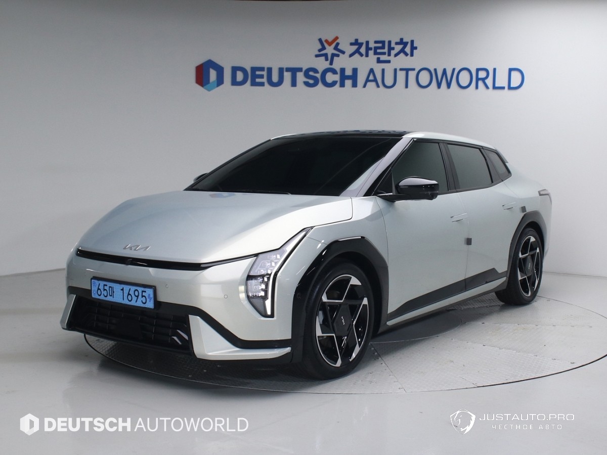 Автомобиль Kia EV4