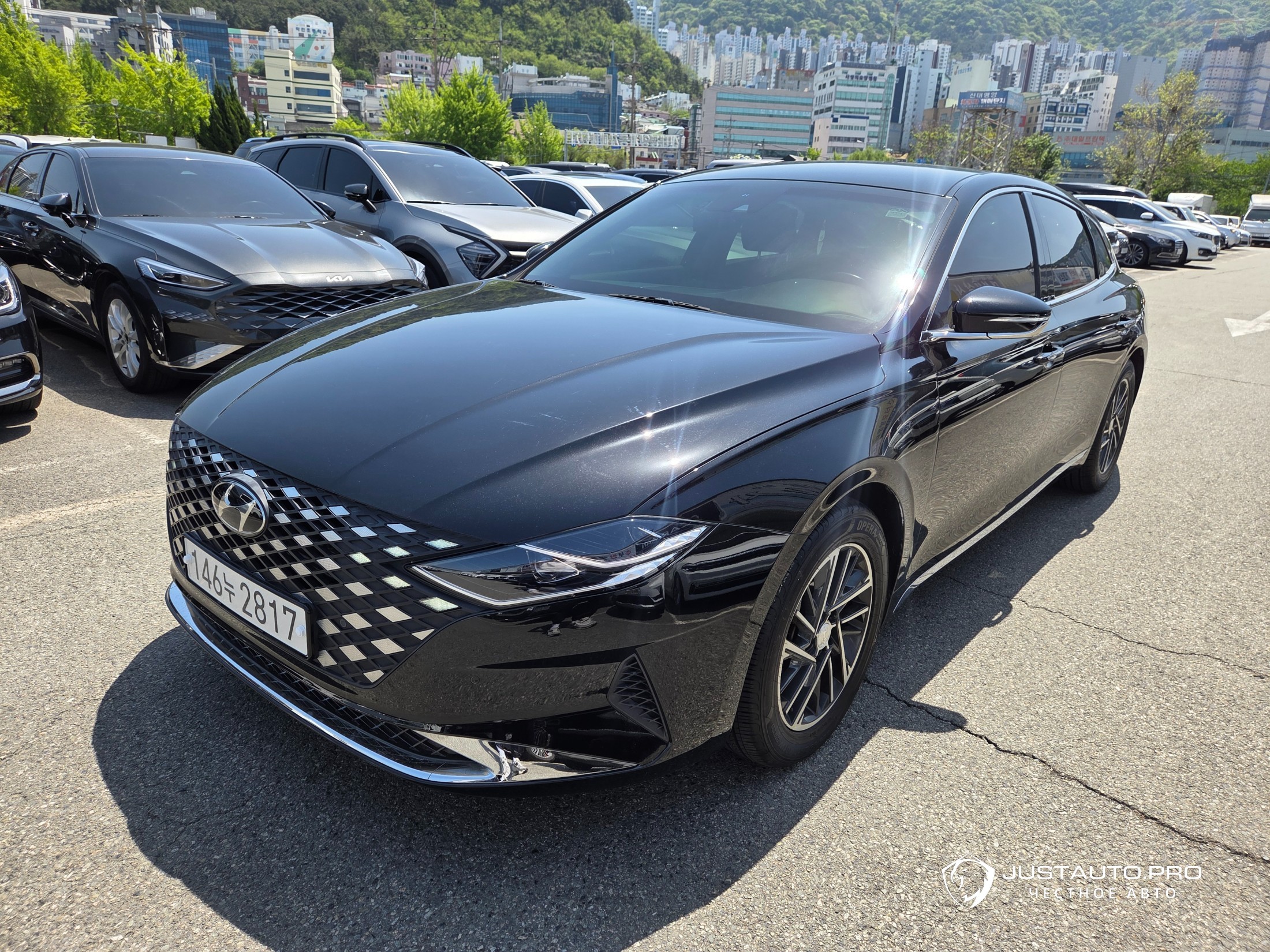 Автомобиль Hyundai Grandeur