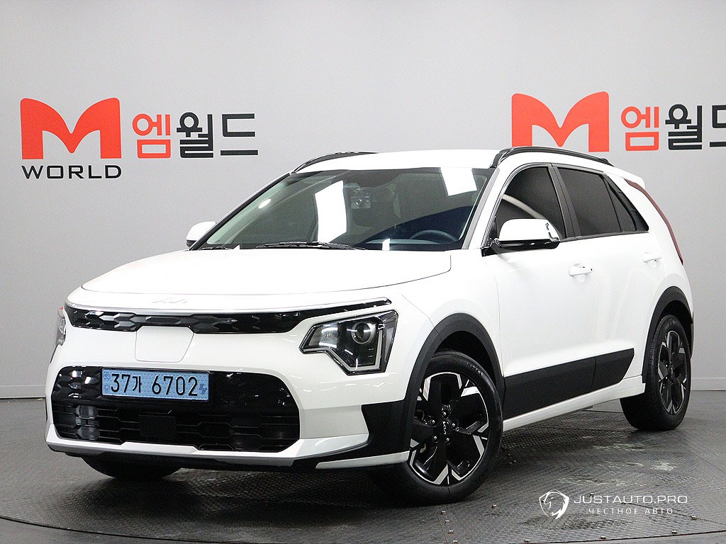 Автомобиль Kia Niro