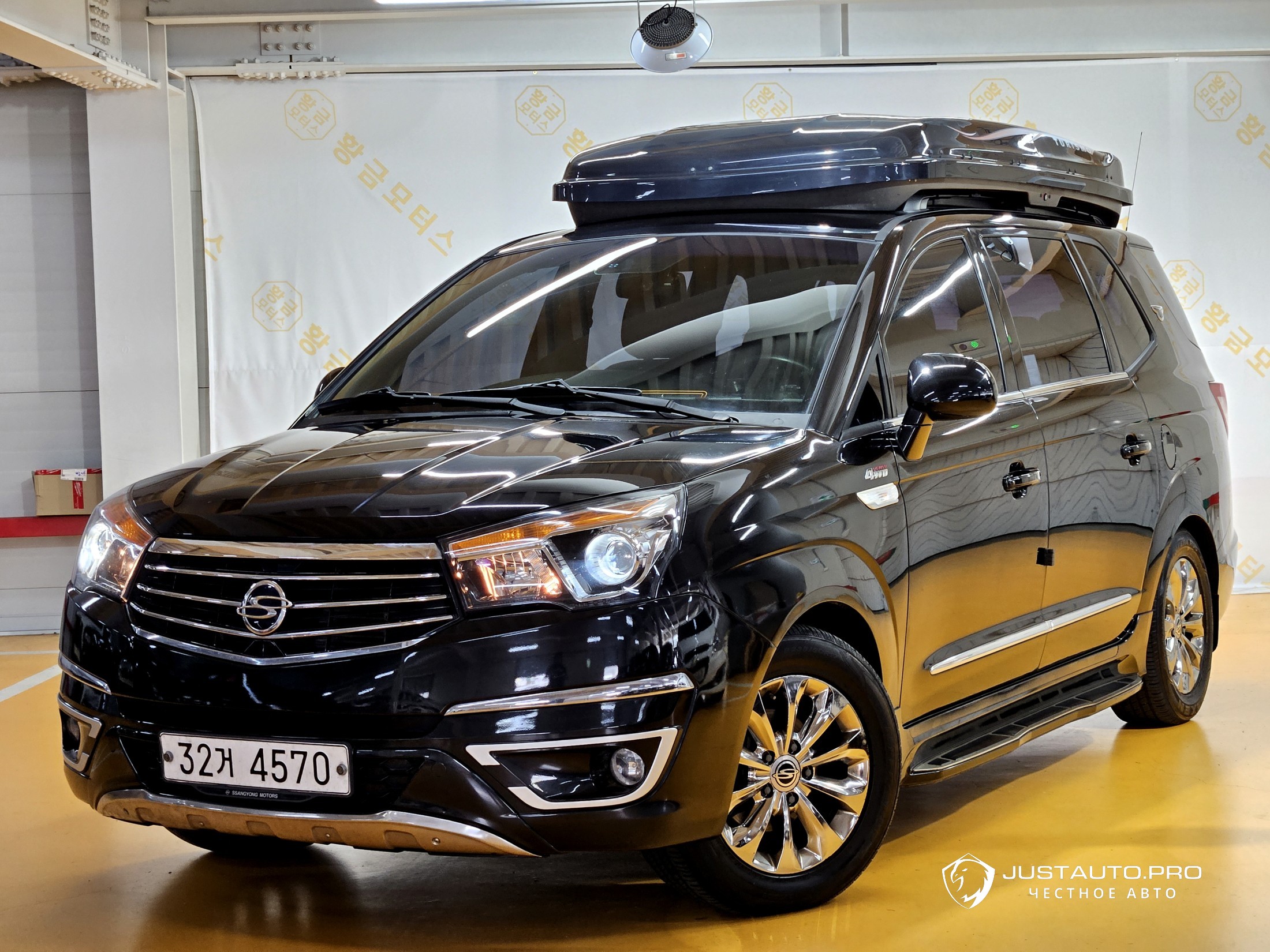 Автомобиль KG_Mobility_Ssangyong KORANDO