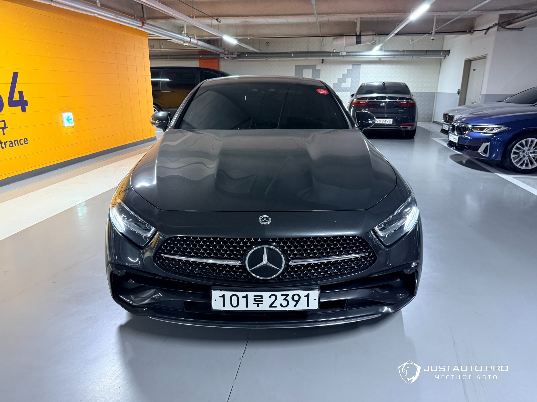 Автомобиль Mercedes-Benz CLS-Class