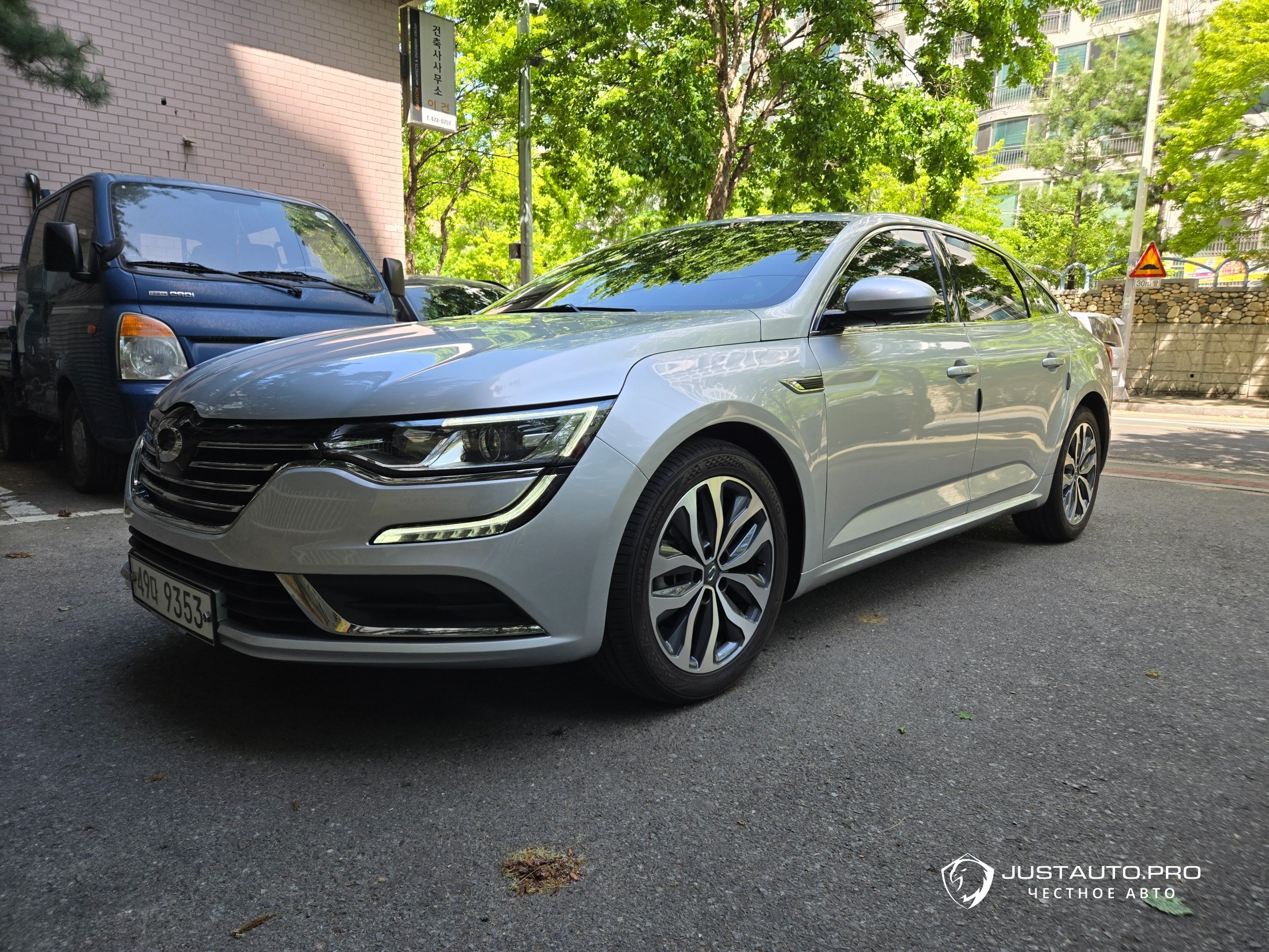 Автомобиль Renault-KoreaSamsung SM6