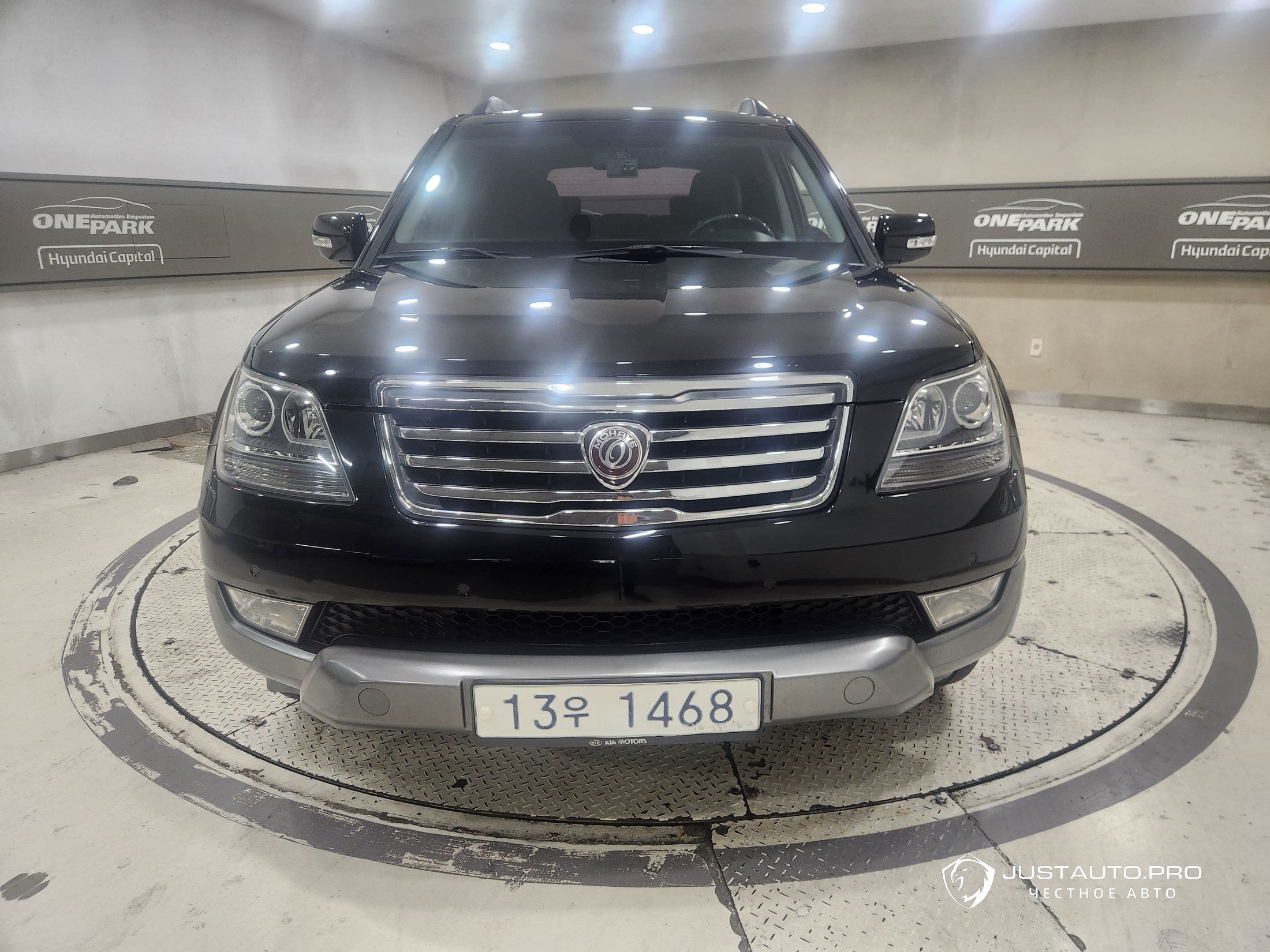 Автомобиль Kia Mohave