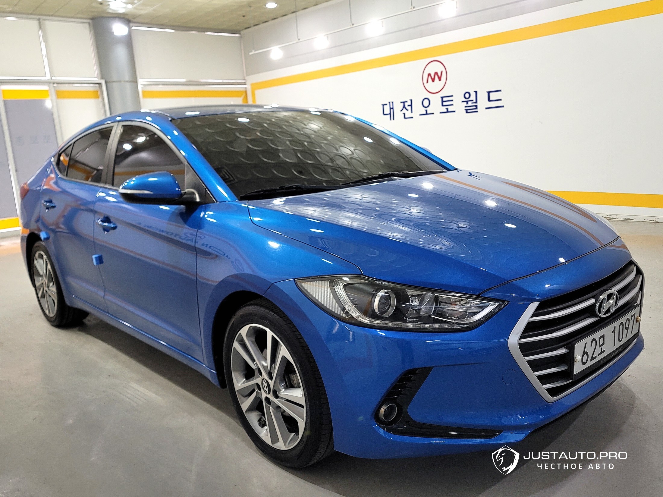 Автомобиль Hyundai AVANTE
