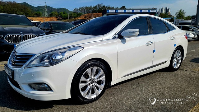 Автомобиль Hyundai Grandeur
