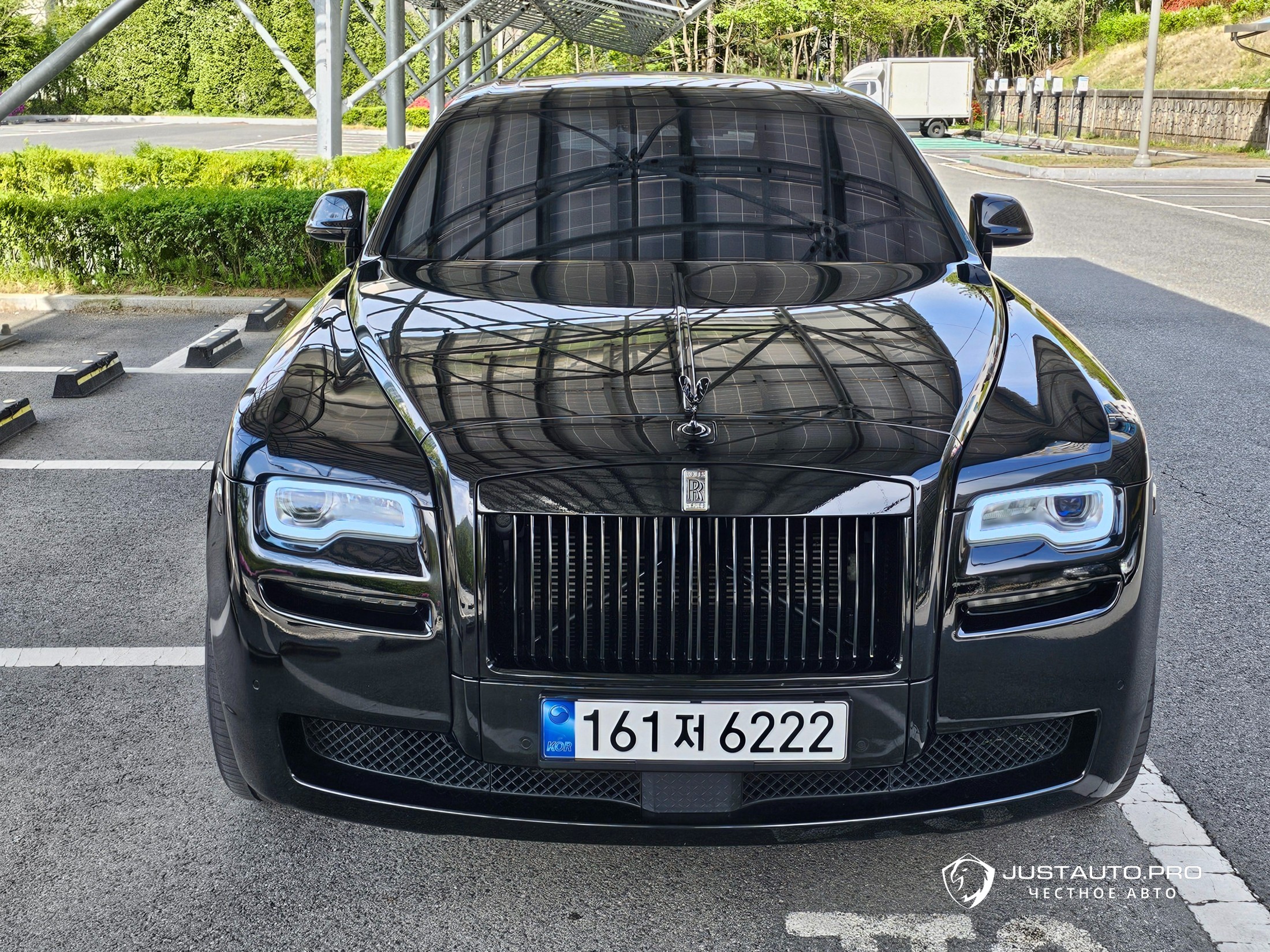 Автомобиль Rolls-Royce Ghost