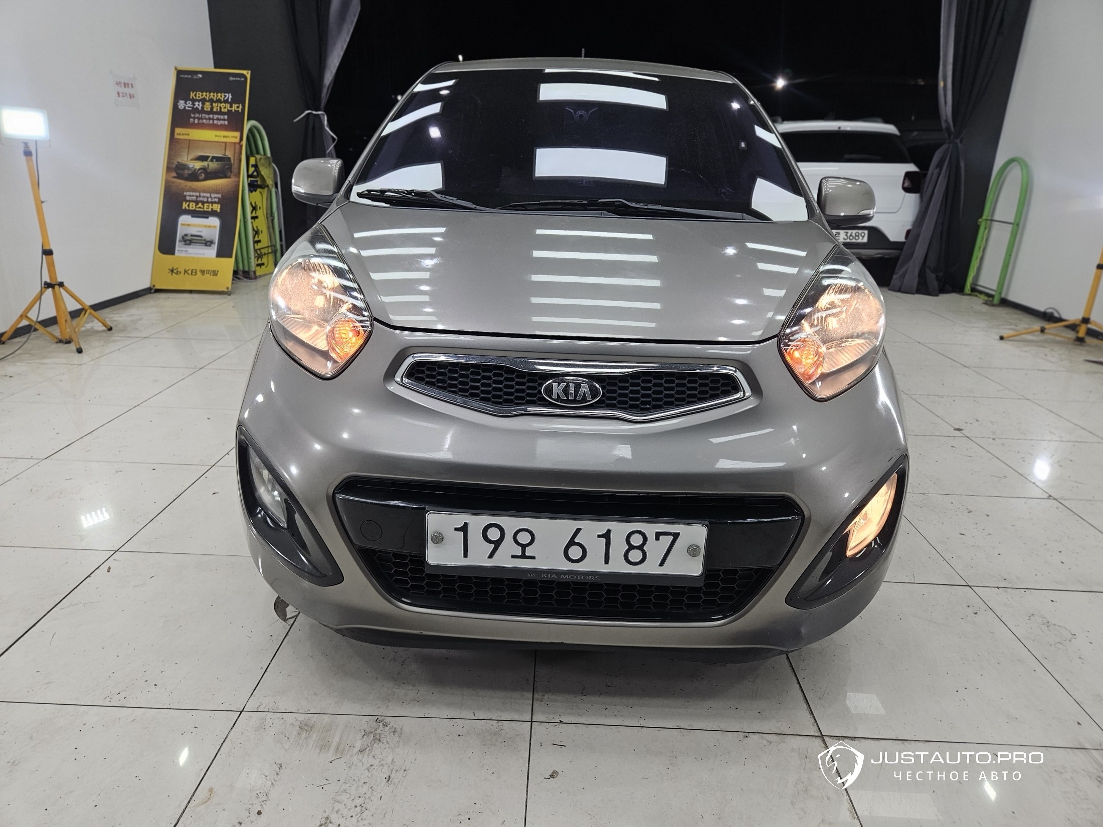 Автомобиль Kia morning