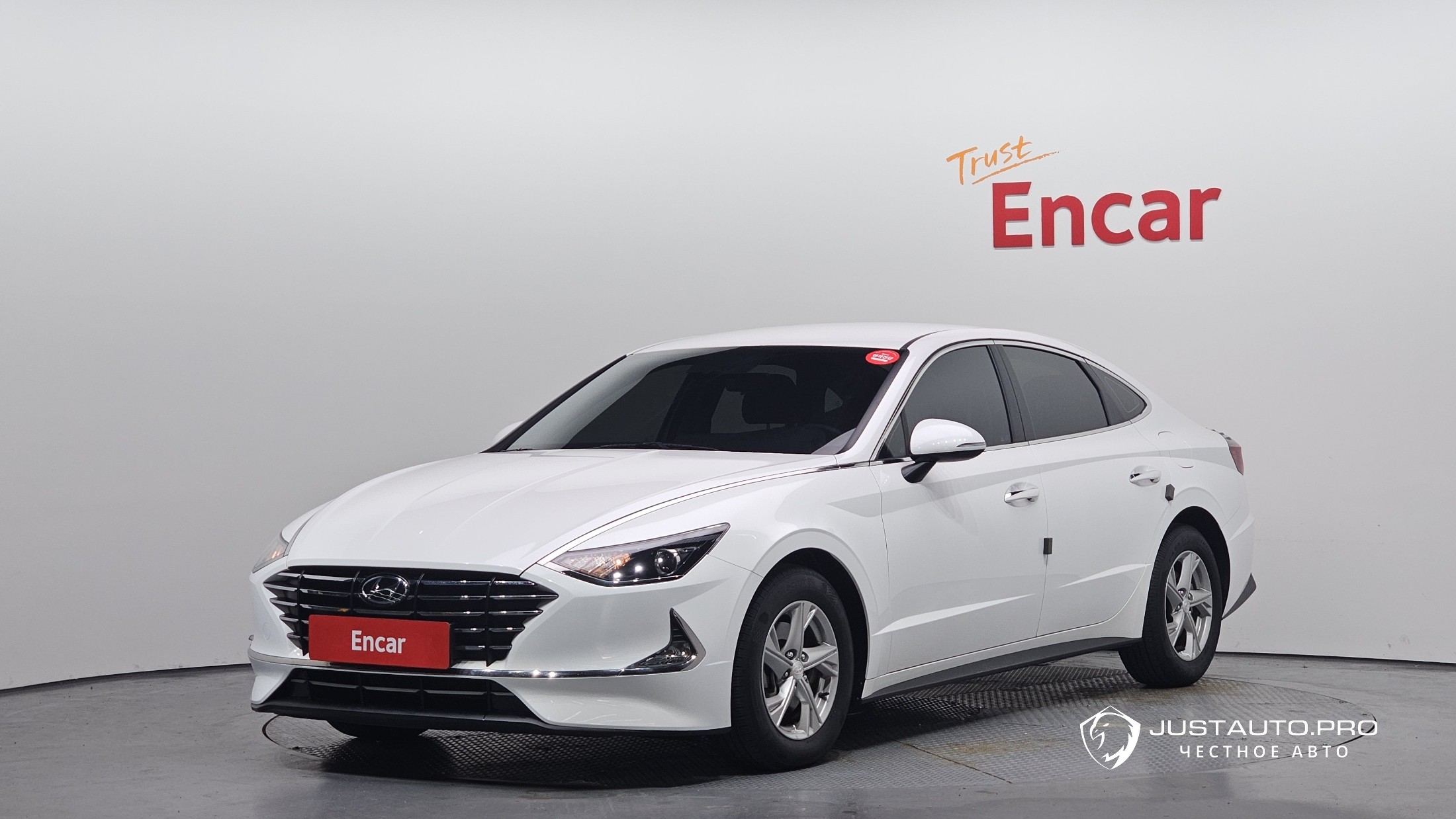 Автомобиль Hyundai Sonata