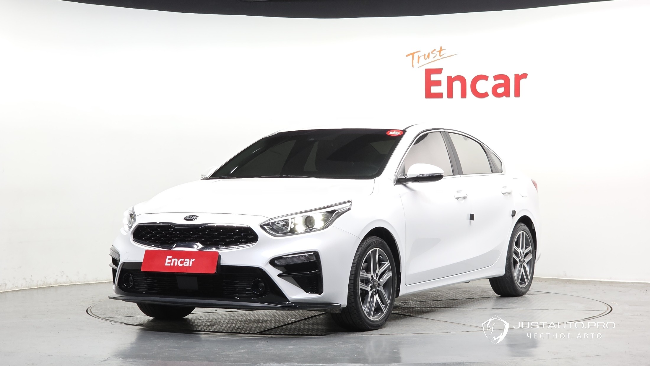 Автомобиль Kia K3