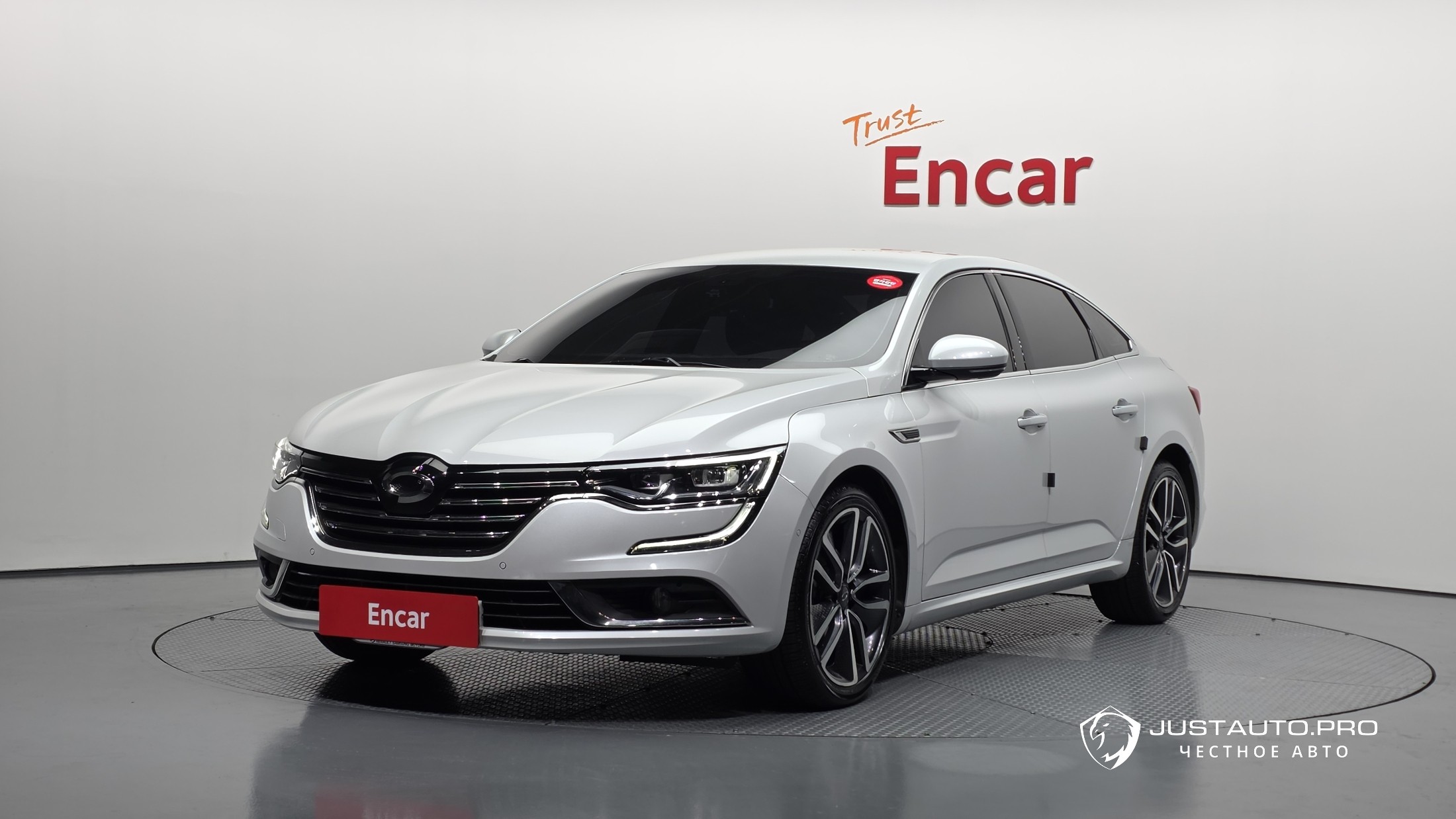 Автомобиль Renault-KoreaSamsung SM6