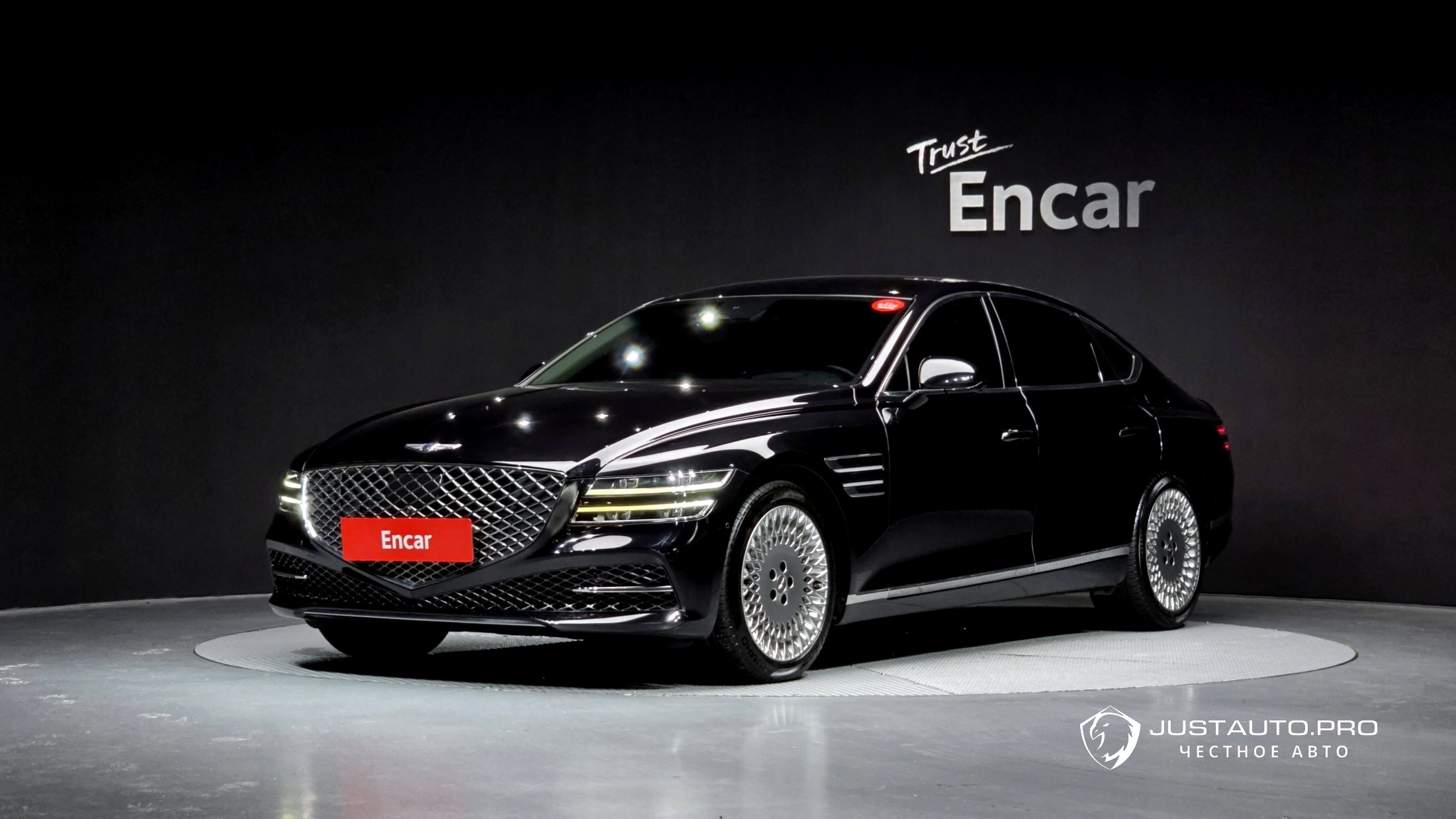 Автомобиль Genesis G80