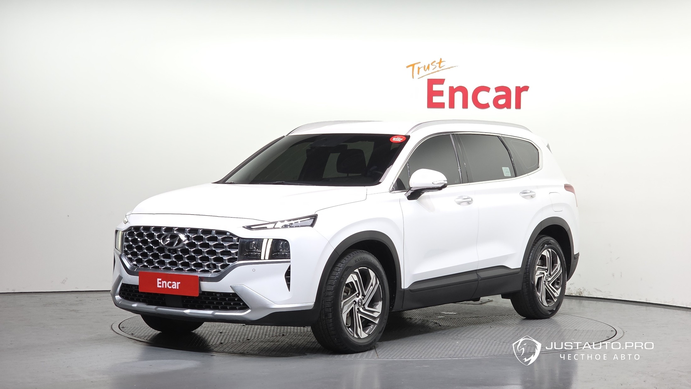 Автомобиль Hyundai Santafe
