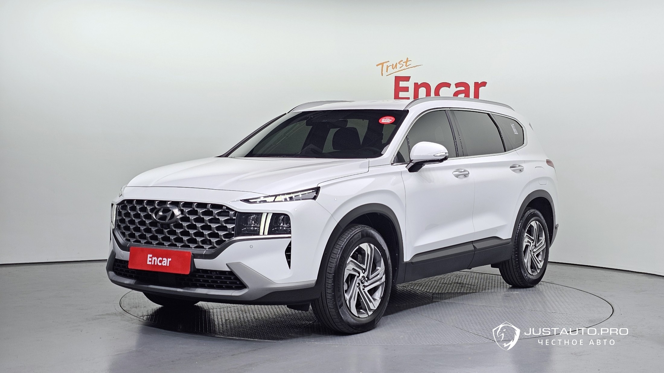 Автомобиль Hyundai Santafe